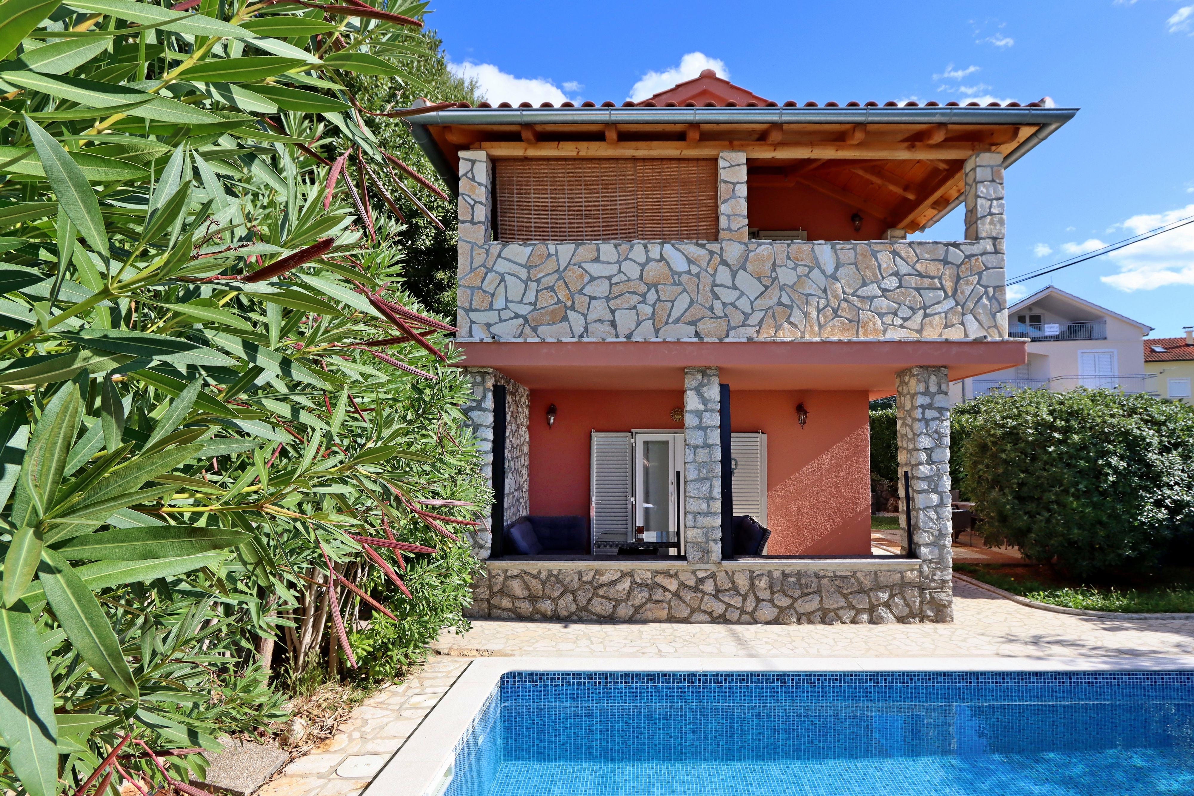 Three bedroom house with terrace Malinska, Krk (K-23499) Three bedroom house with terrace Malinska, Krk (K-23499)