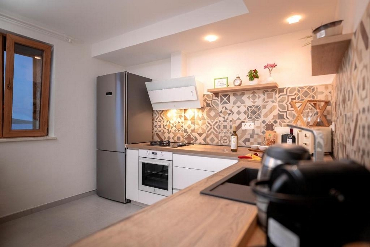 Top Hvar Zavala Top Hvar Zavala