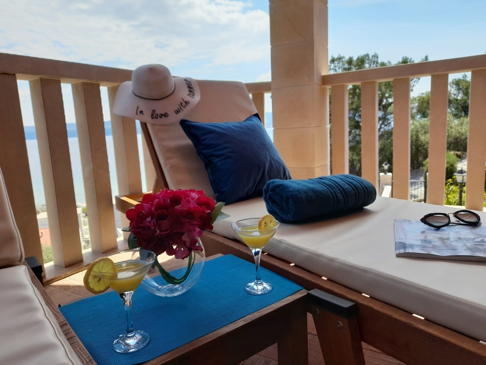 Two bedroom apartment with terrace and sea view Duće (Omiš) (A-23509-a) Two bedroom apartment with terrace and sea view Duće (Omiš) (A-23509-a)