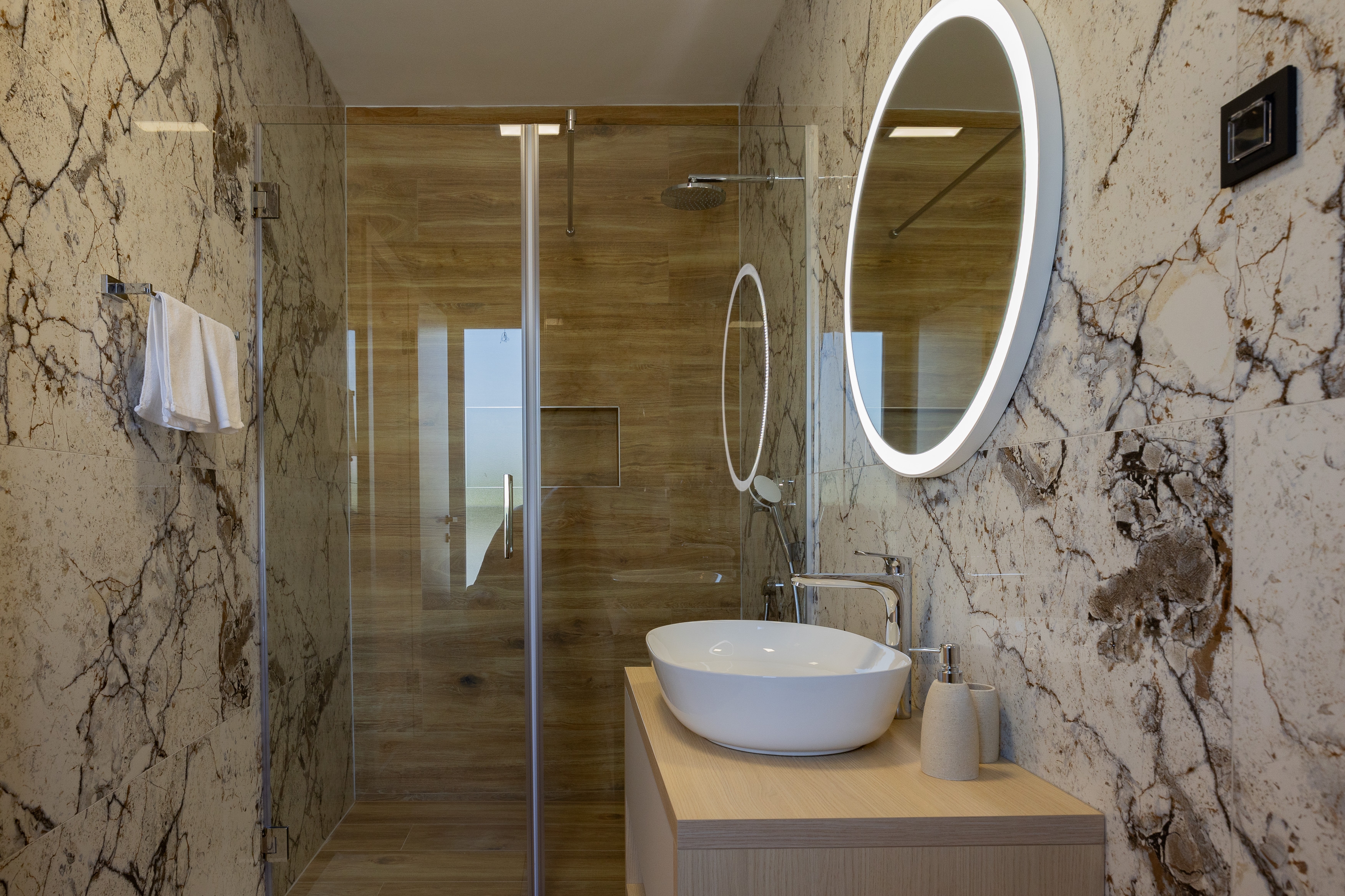 Four bedroom house with terrace and sea view Zaton, Zadar  K