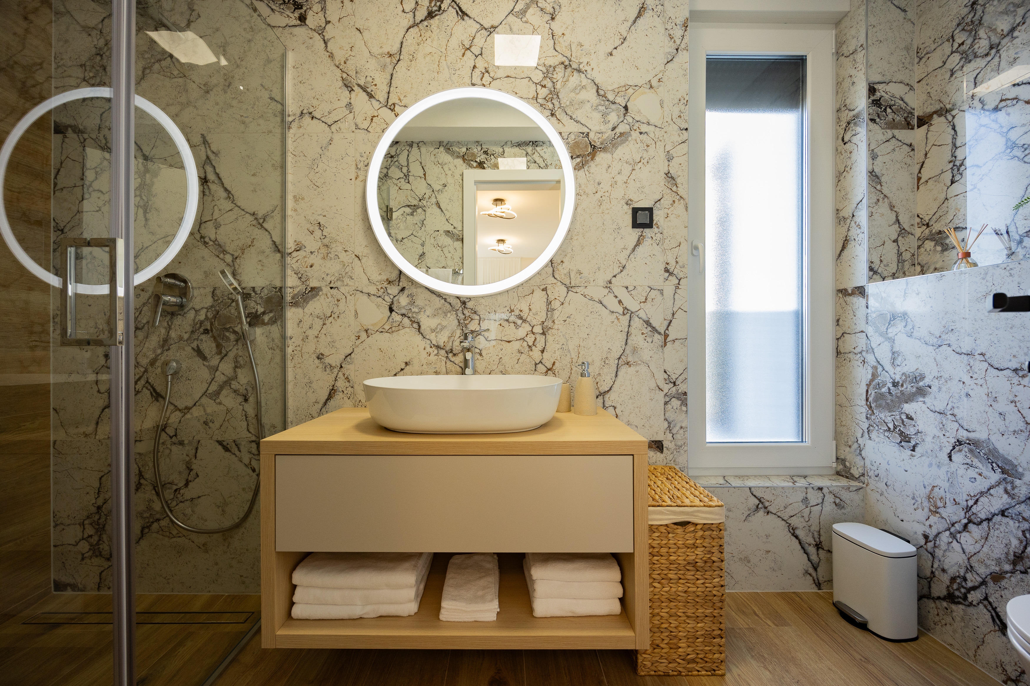 Four bedroom house with terrace and sea view Zaton, Zadar  K