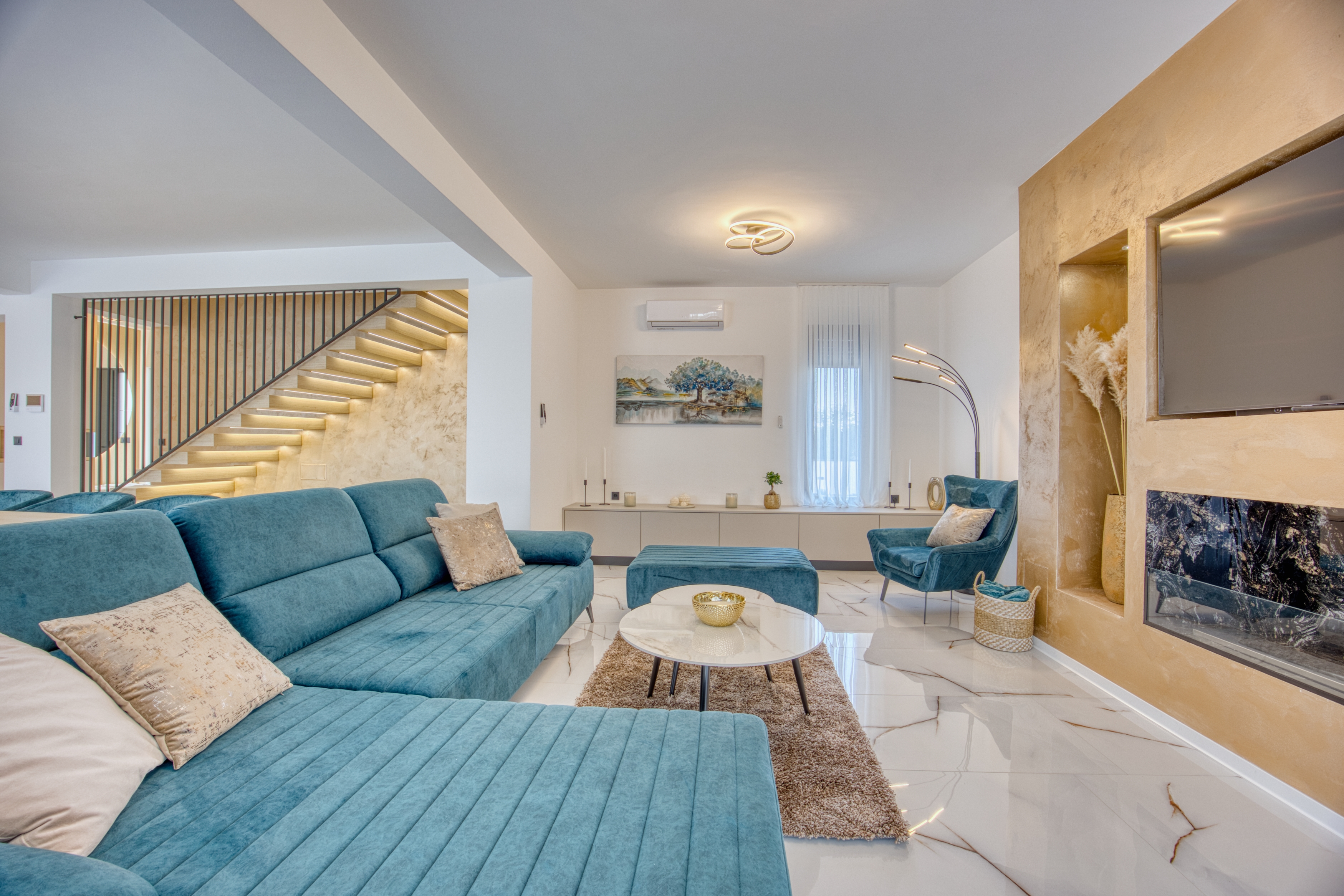 Four-bedroom house with terrace and sea view Zaton, Zadar (K-23511) Four-bedroom house with terrace and sea view Zaton, Zadar (K-23511)