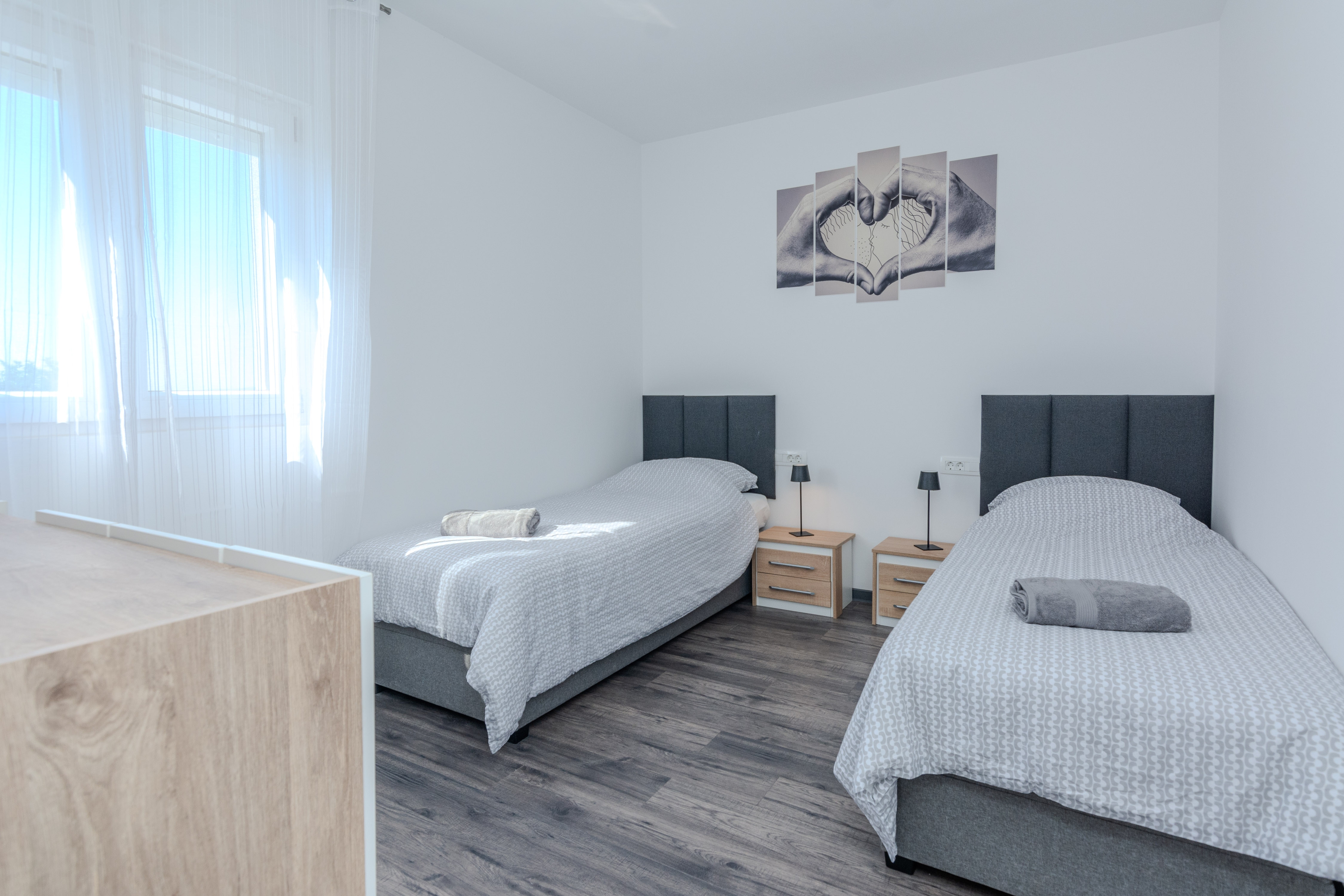 Four bedroom house with terrace Vir - Lozice, Vir  K