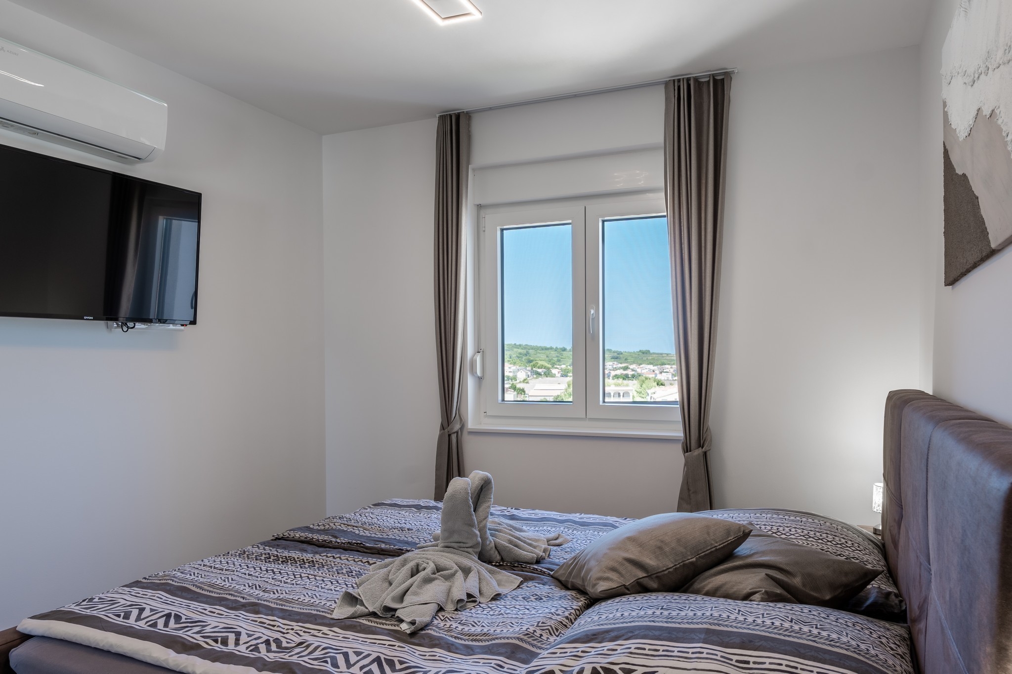 Two bedroom apartment with terrace and sea view Vir - Lozice, Vir  A-a