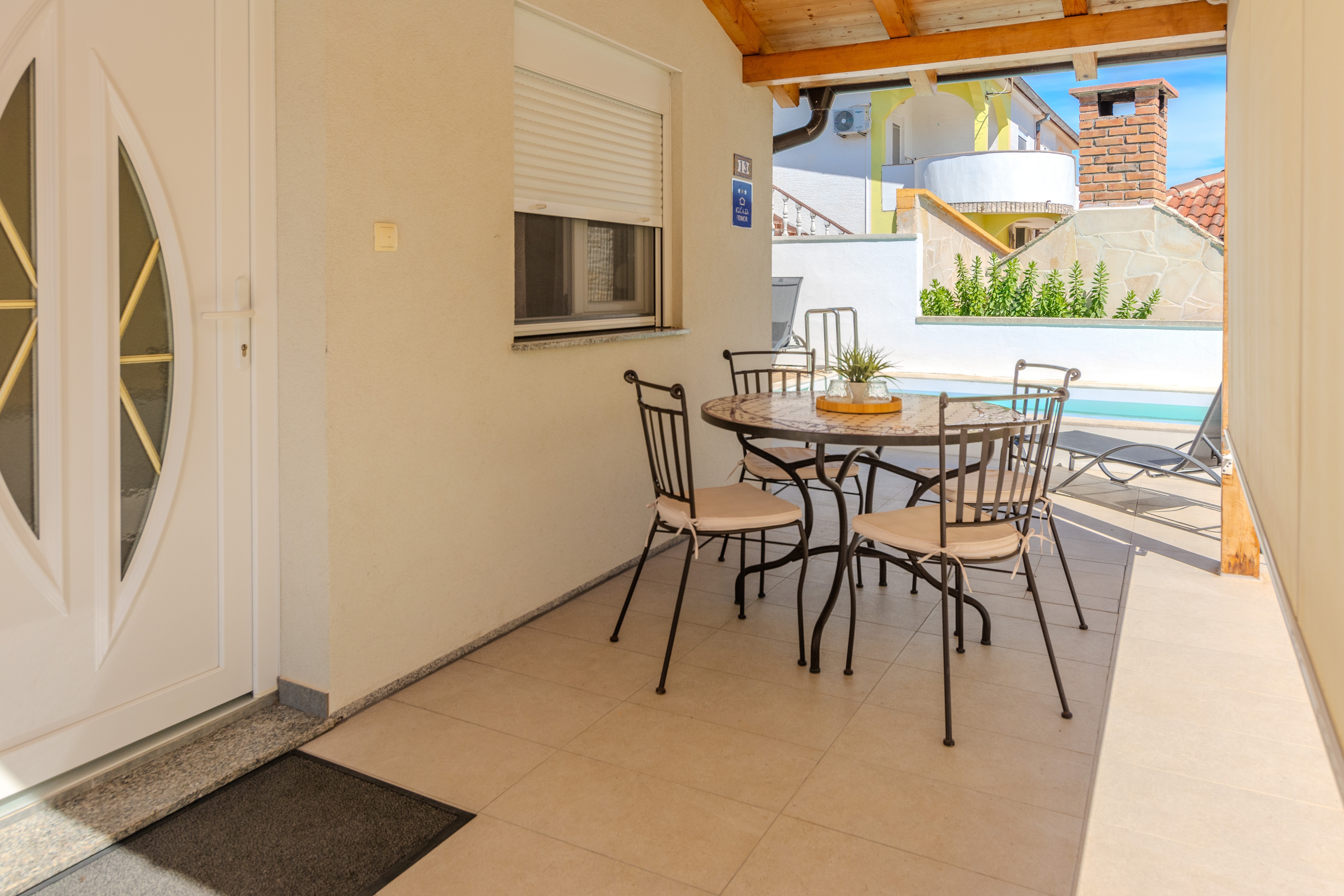 Two bedroom house with terrace Privlaka, Zadar  K
