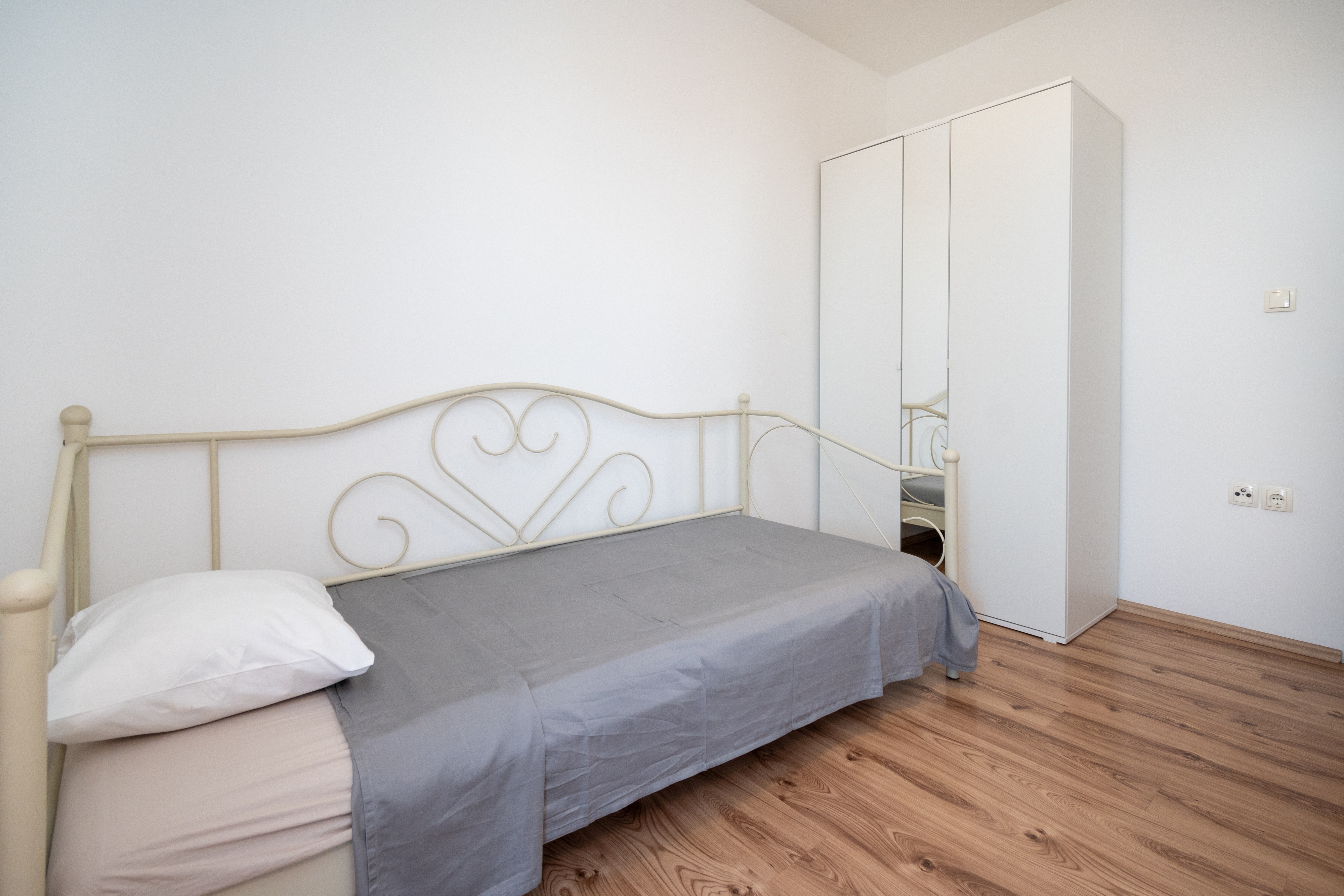 Three bedroom apartment with balcony Zadar  A-a