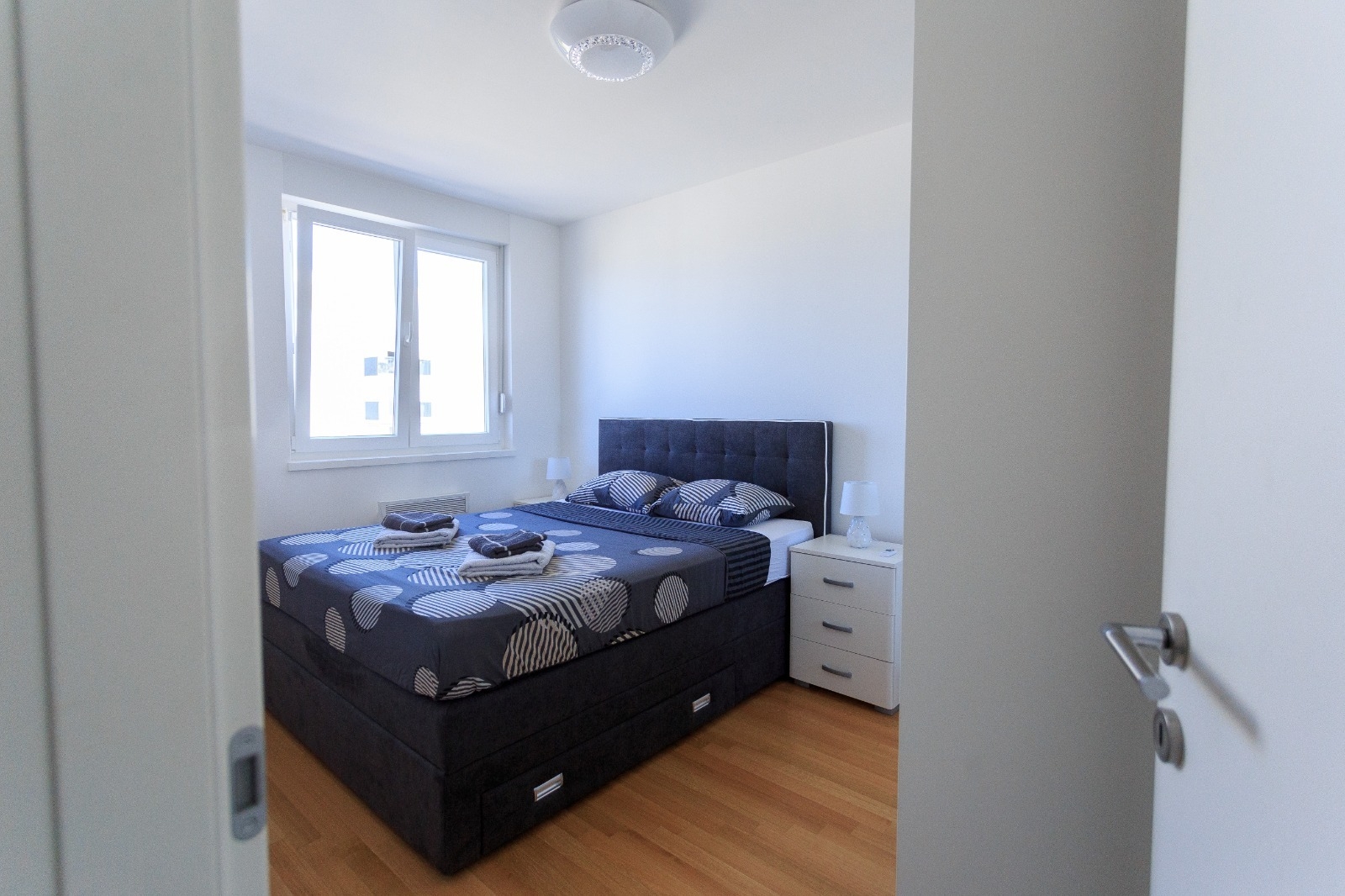 Two bedroom apartment with terrace and sea view Zadar  A-a