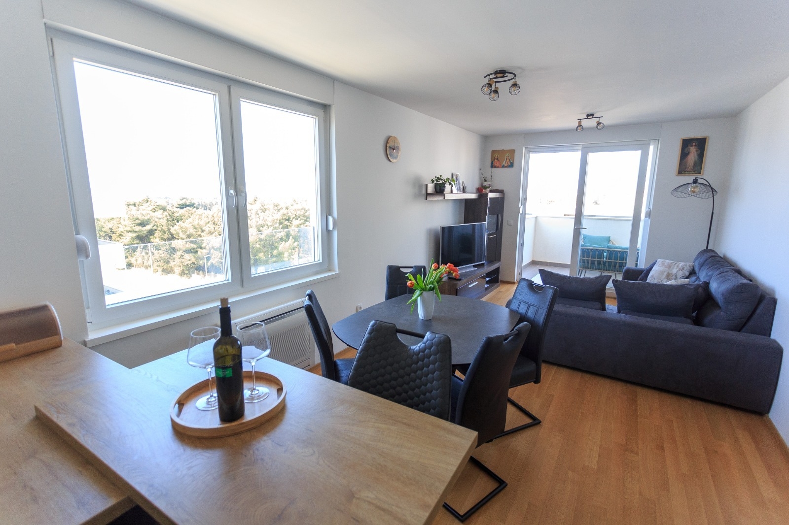 Two bedroom apartment with terrace and sea view Zadar (A-23525-a)