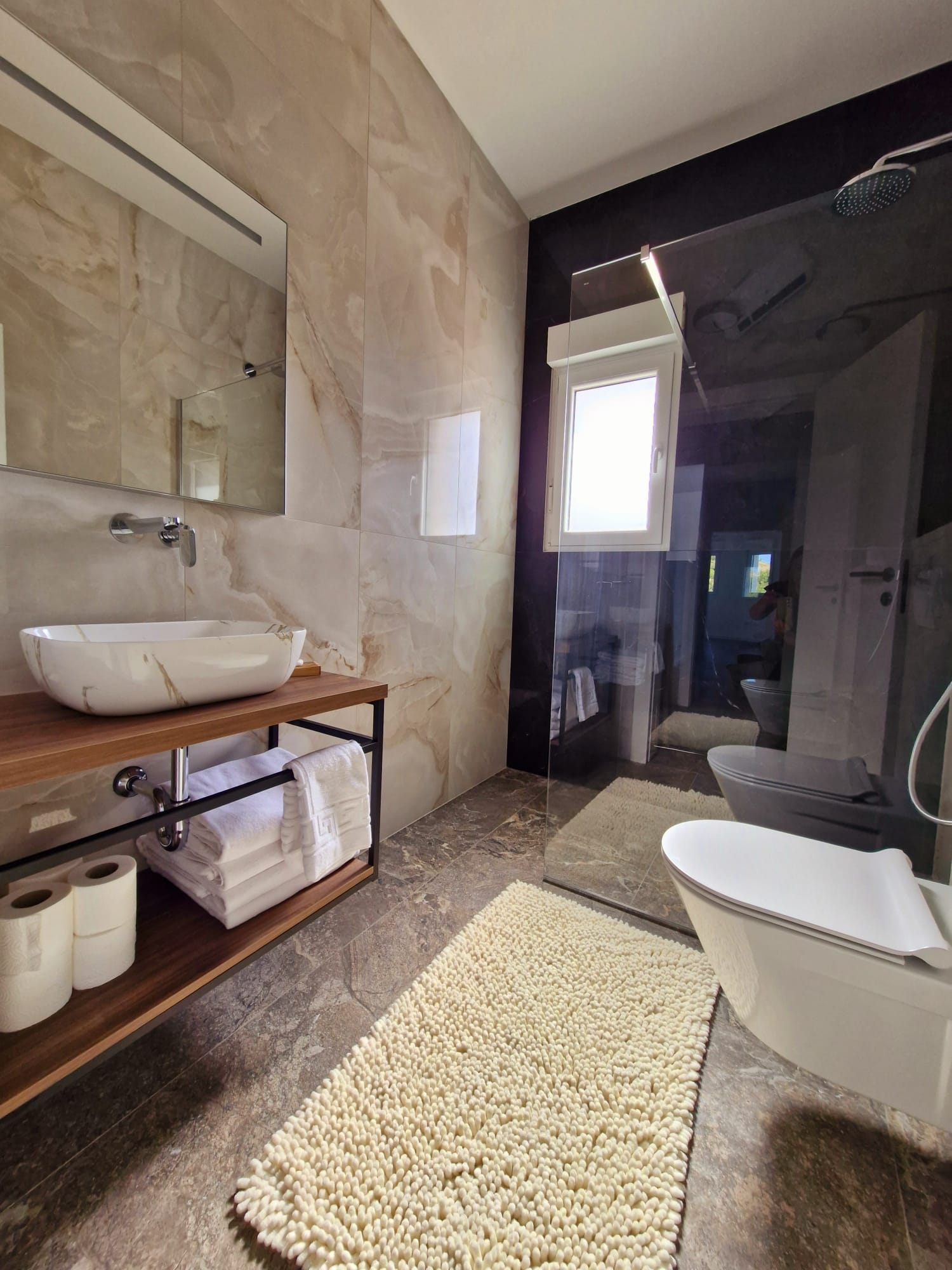 Two bedroom apartment with terrace and sea view Podstrana, Split  A-a