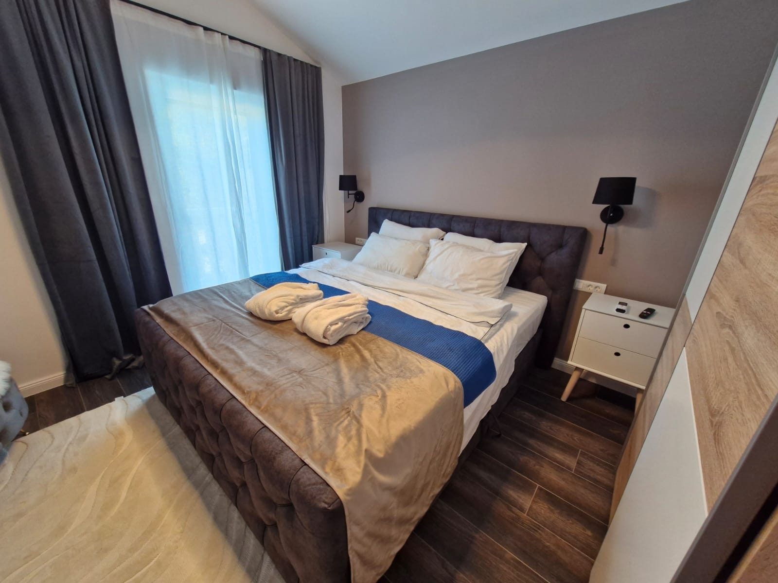 Two bedroom apartment with terrace and sea view Podstrana, Split  A-a