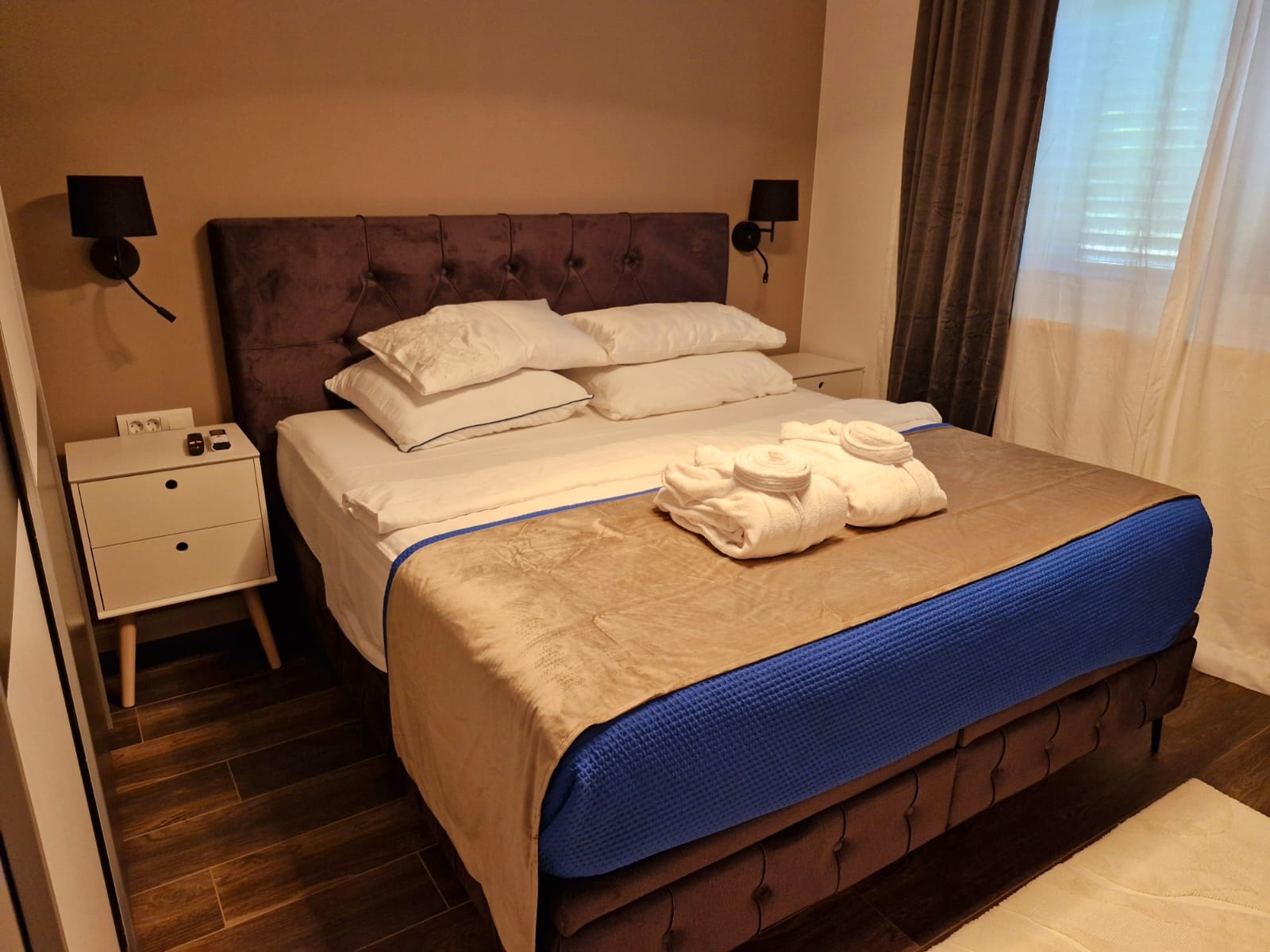Two bedroom apartment with terrace and sea view Podstrana, Split  A-a