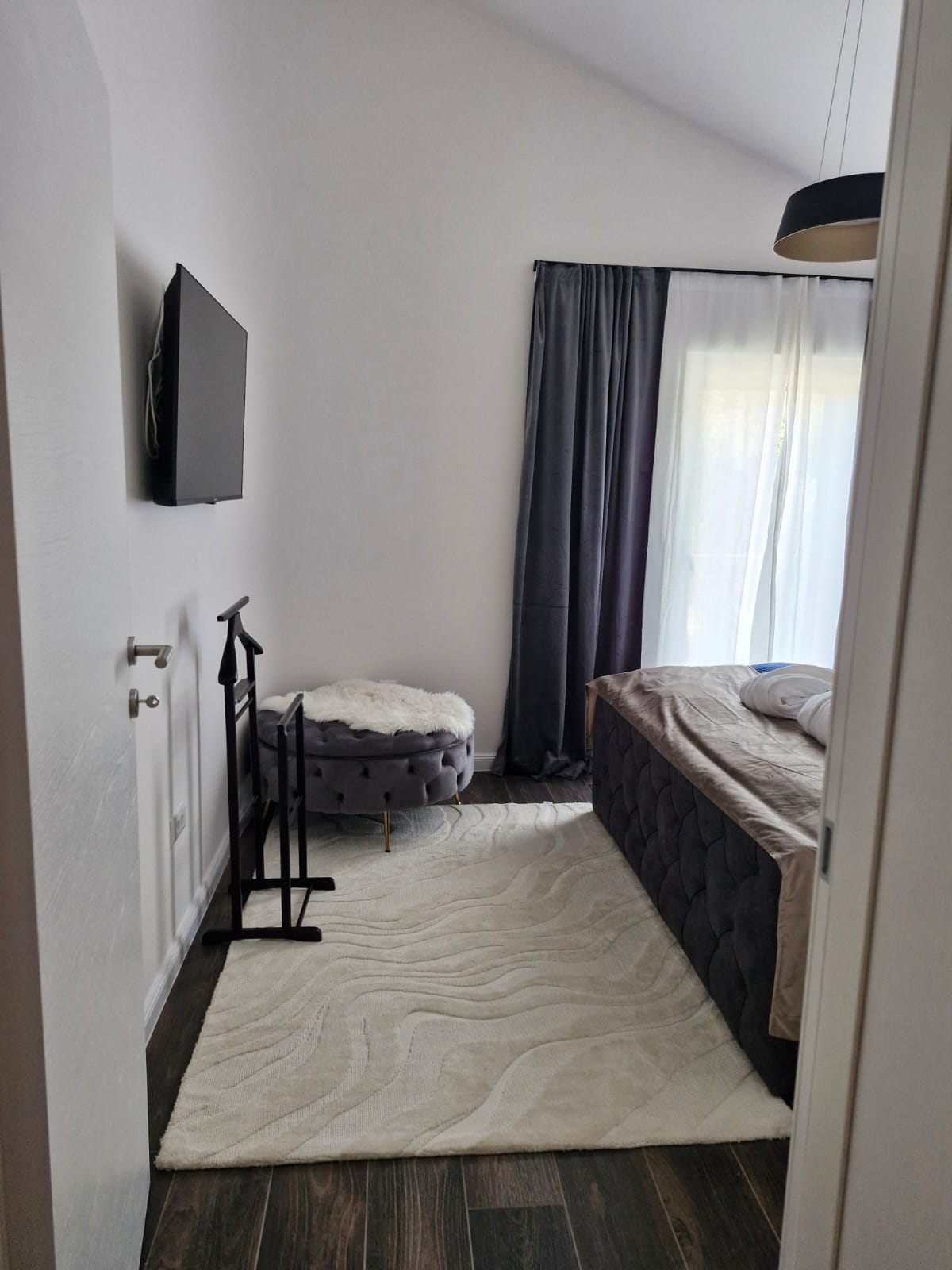 Two bedroom apartment with terrace and sea view Podstrana, Split  A-a