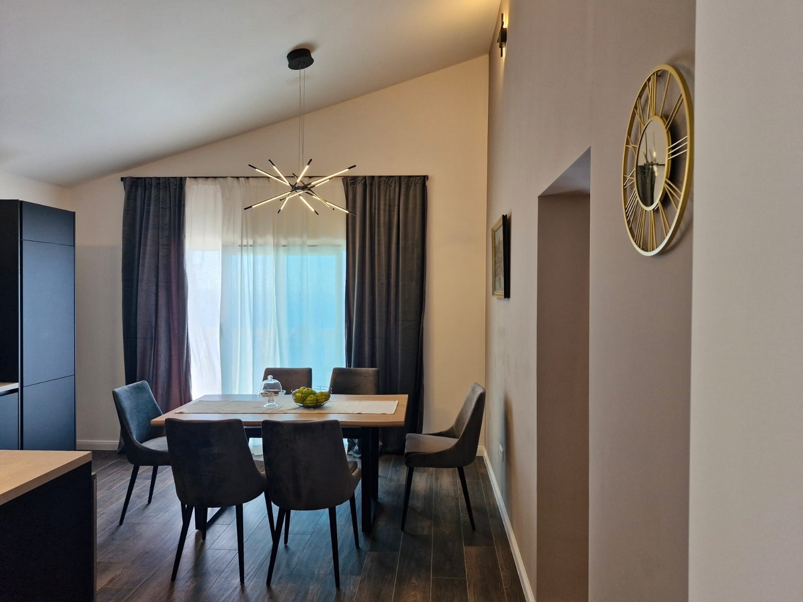 Two bedroom apartment with terrace and sea view Podstrana, Split  A-a