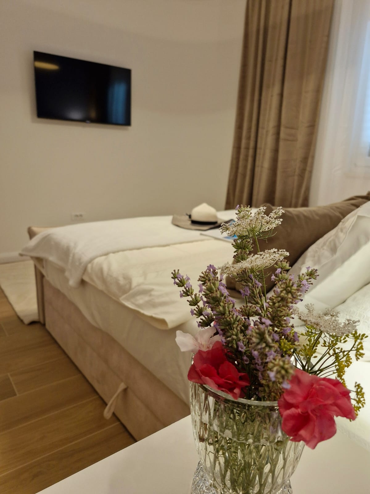 Two bedroom apartment with terrace and sea view Podstrana, Split  A-b