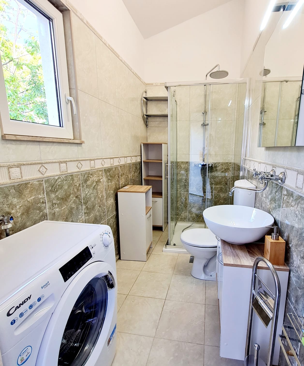 One bedroom apartment with balcony and sea view Podstrana, Split  A-c