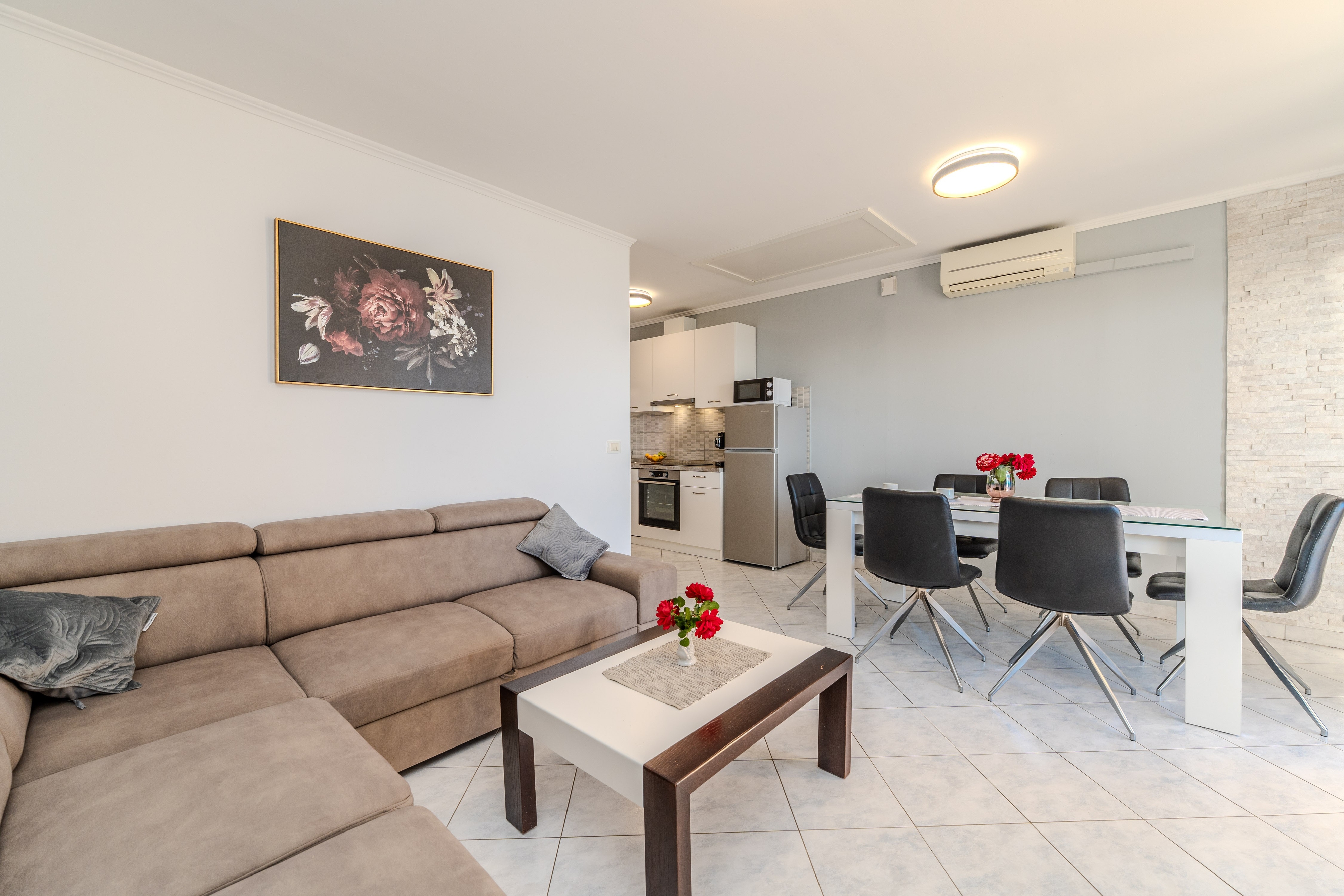 Two bedroom apartment near beach Privlaka, Zadar (A-23531-a)