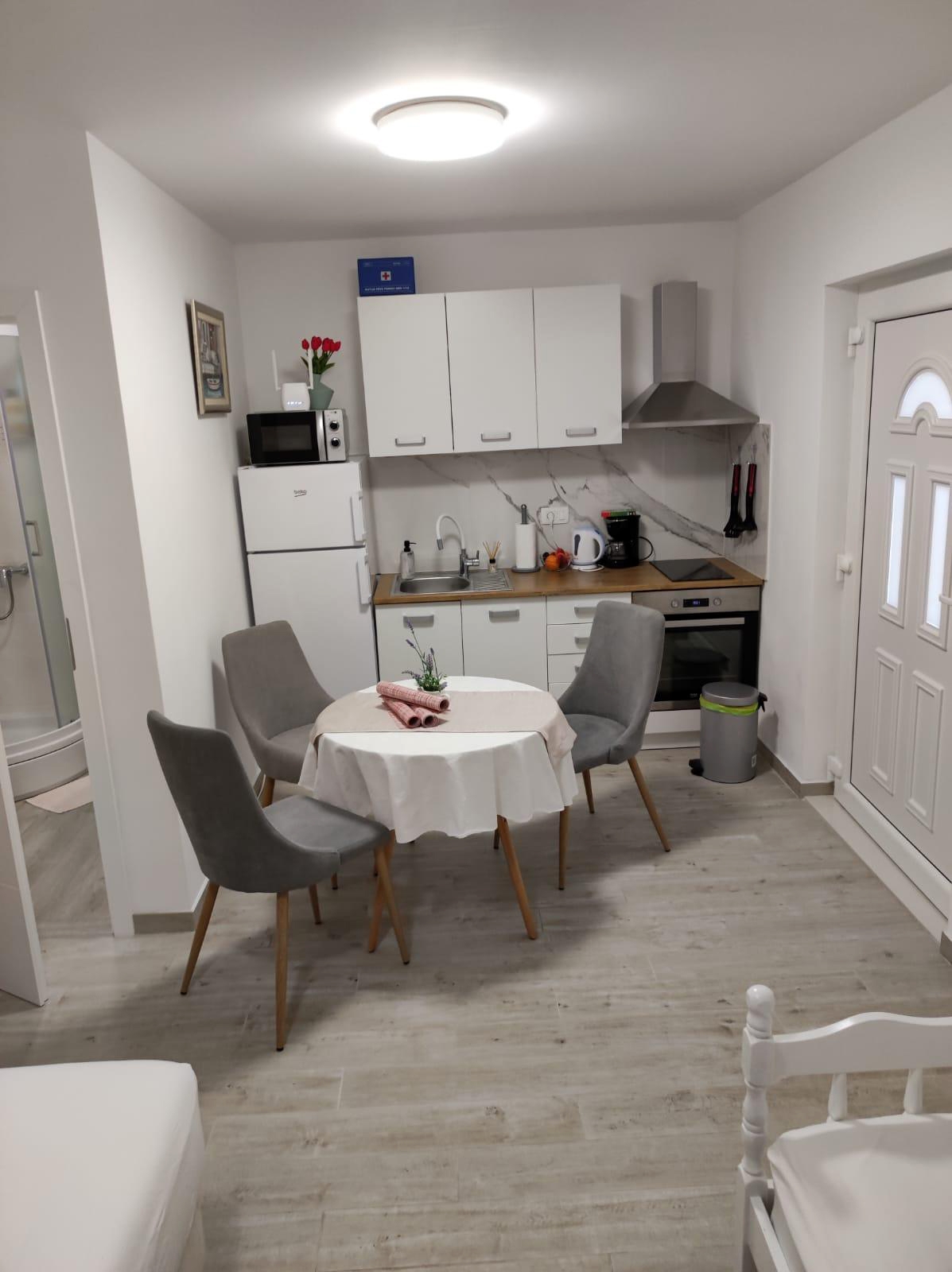 Studio flat with terrace Seget Donji, Trogir (AS-23533-a) Studio flat with terrace Seget Donji, Trogir (AS-23533-a)