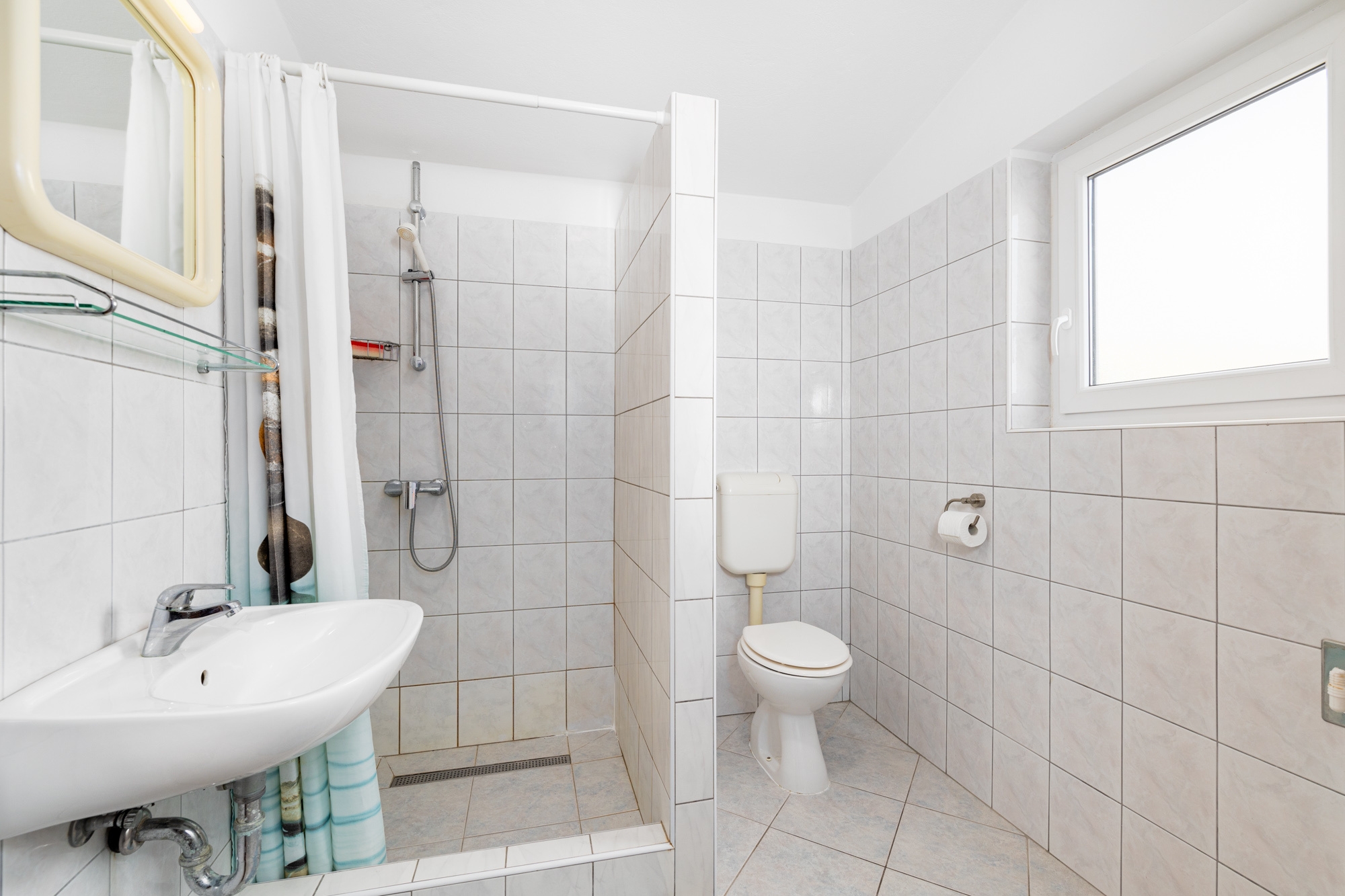 Three bedroom apartment with balcony and sea view Baška, Krk  A-b