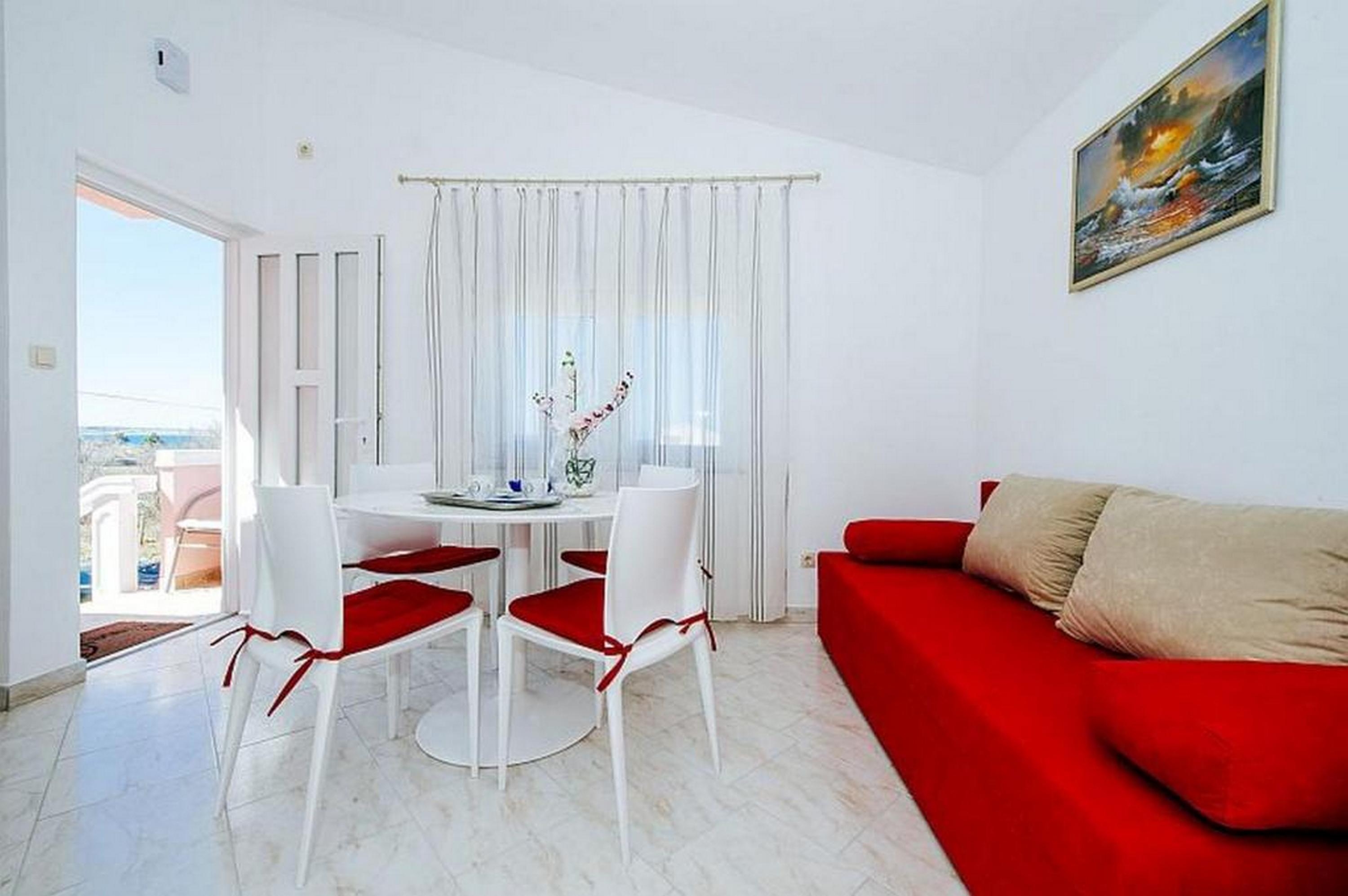One bedroom apartment with balcony and sea view Vrsi, Zadar (A-23537-b) One bedroom apartment with balcony and sea view Vrsi, Zadar (A-23537-b)