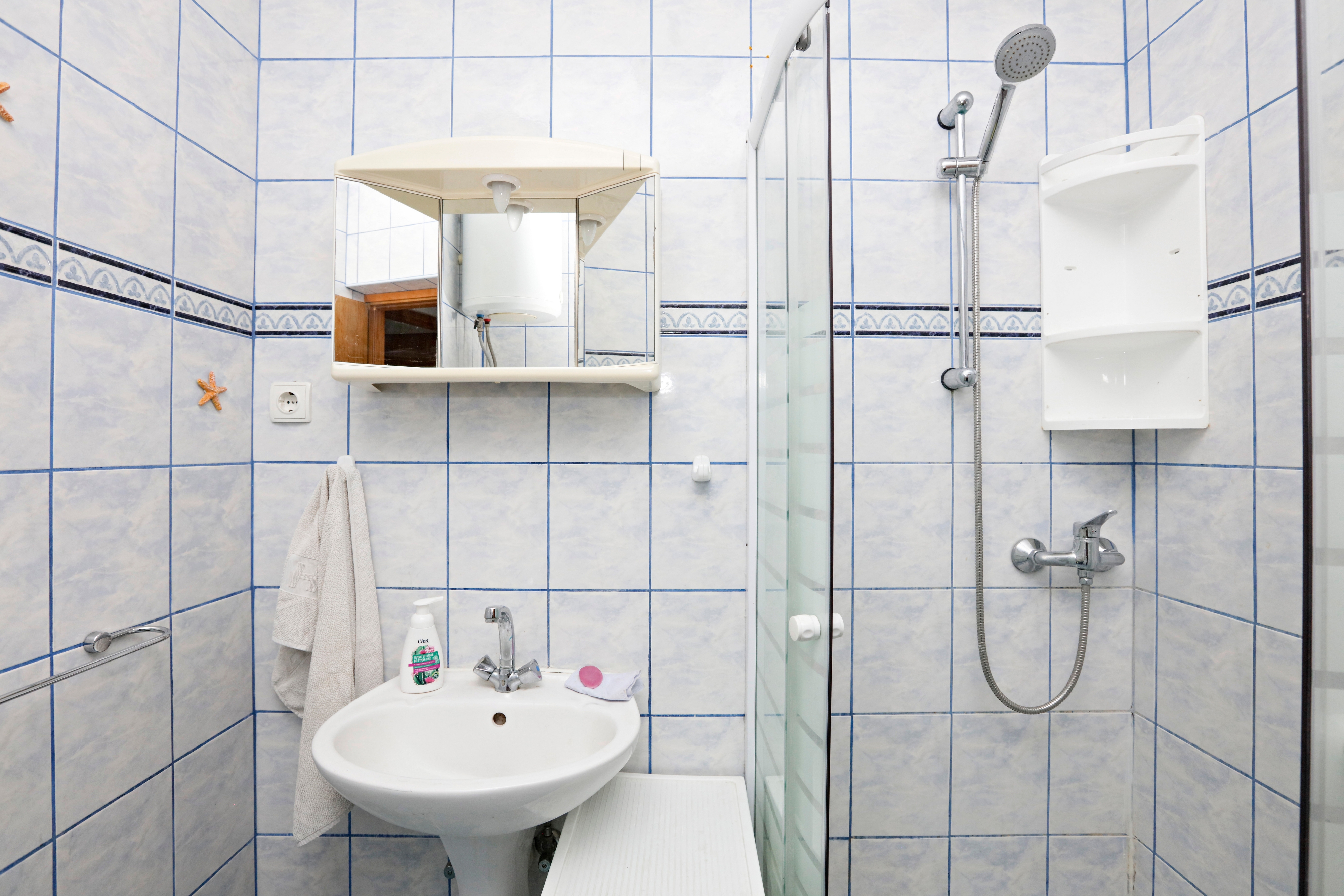 Three bedroom apartment with terrace Kanica, Rogoznica  A-a