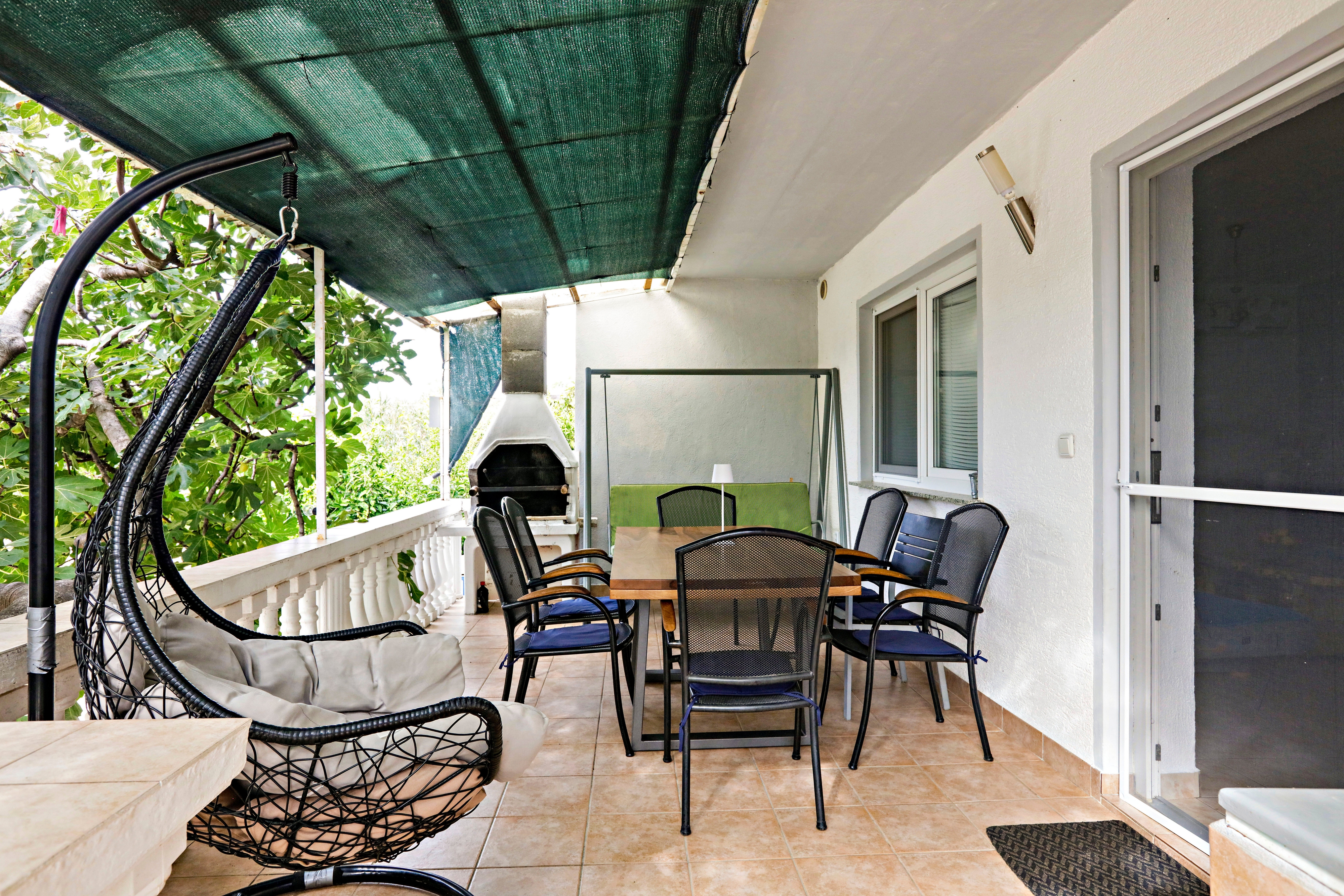 Three bedroom apartment with terrace Kanica, Rogoznica  A-a