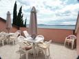 Crikvenica, Gemeinsame Terrasse in folgender Unterkunftsart apartment, mit Meerblick und WiFi.