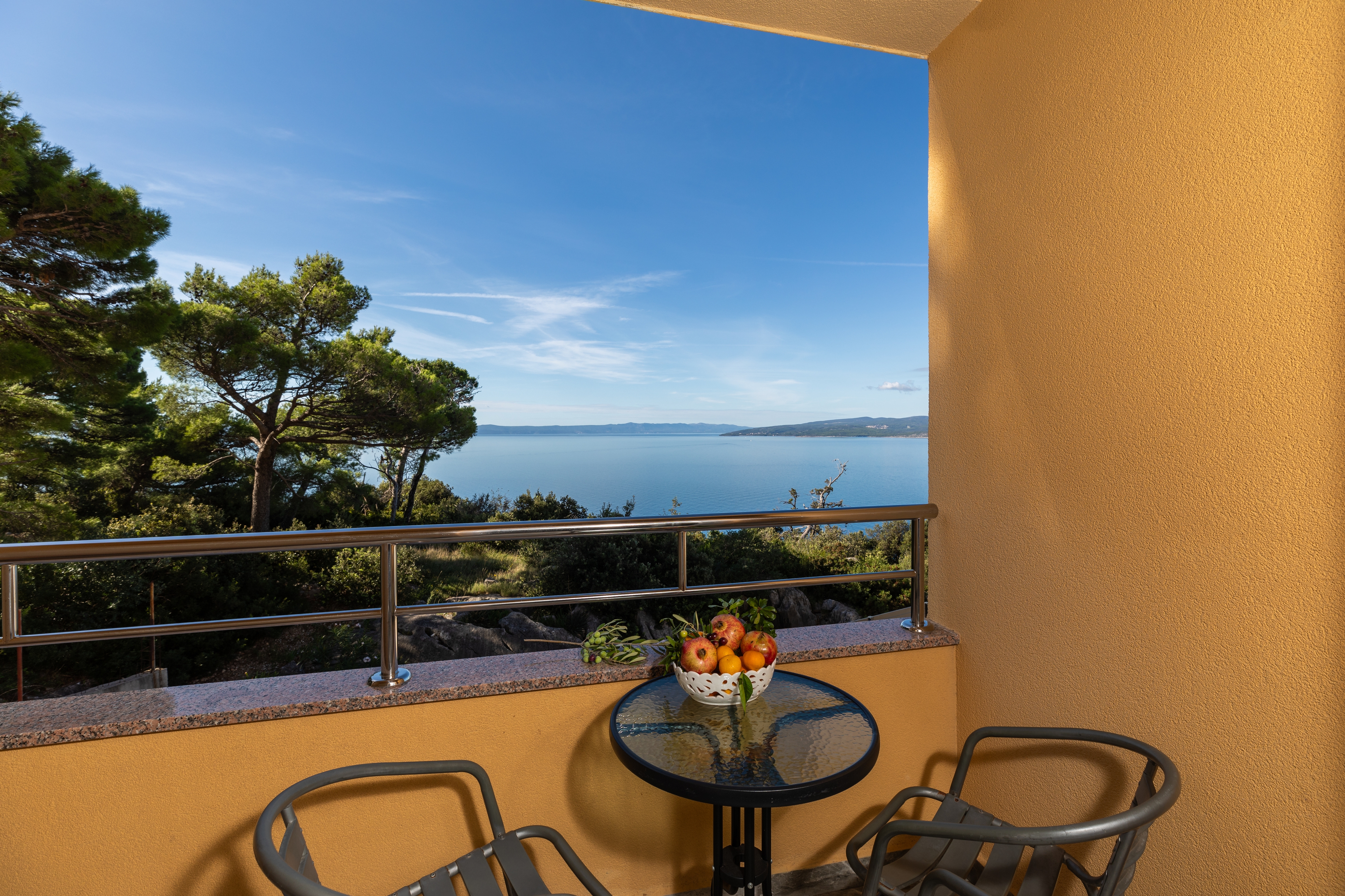 One bedroom apartment with balcony and sea view Krvavica, Makarska  A-a