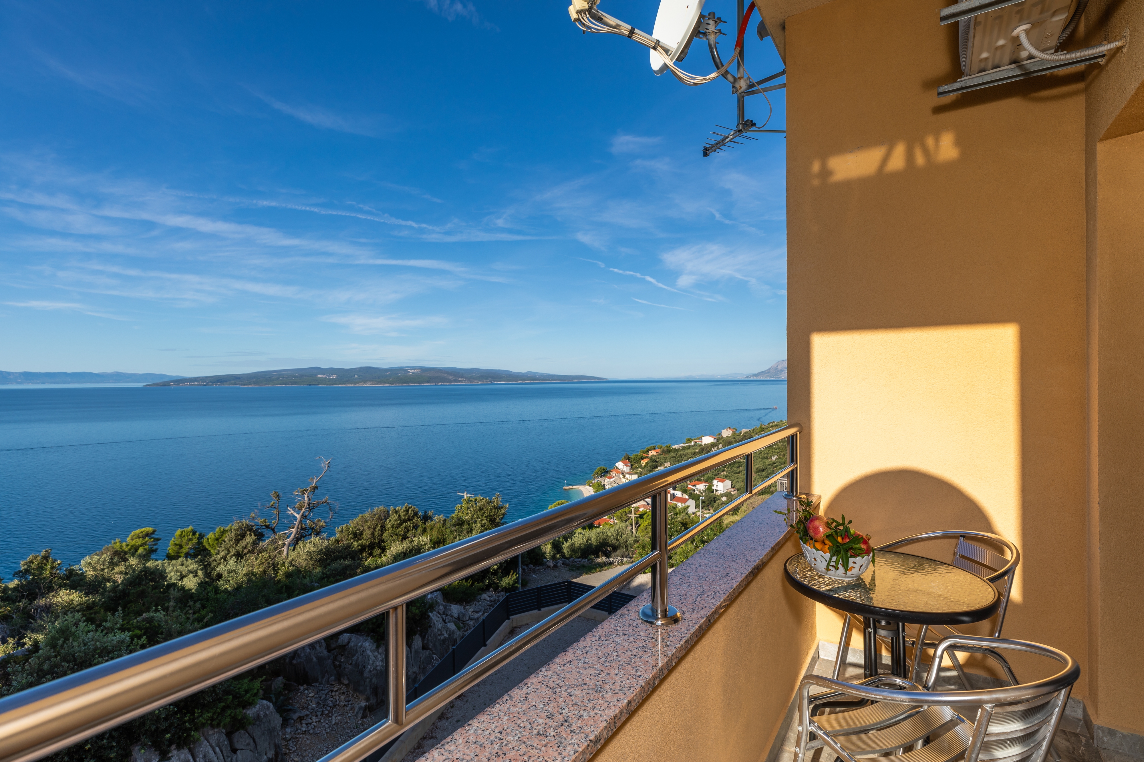 Top Makarska Krvavica Top Makarska Krvavica