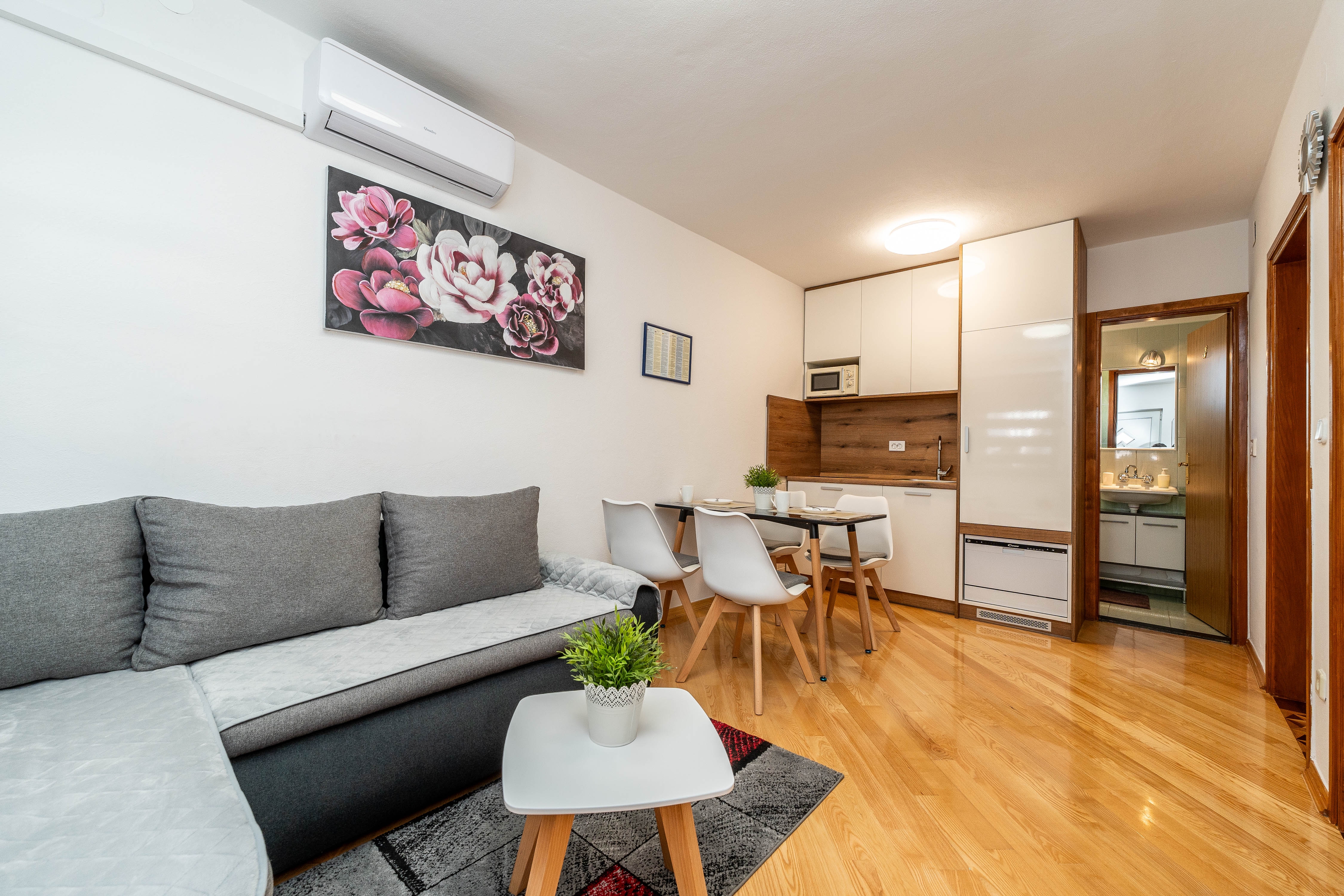 Two bedroom apartment with air-conditioning Vir (A-23542-a)