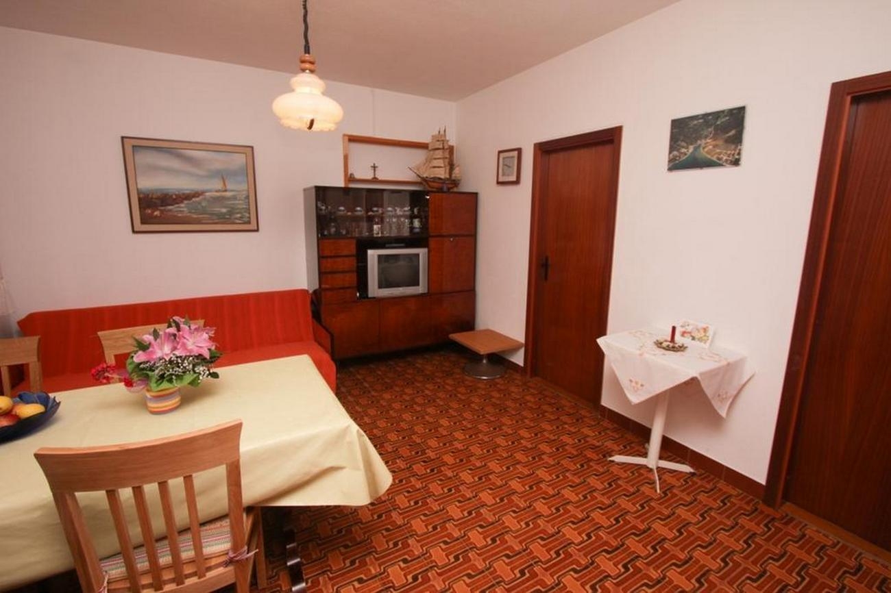 Two bedroom apartment near beach Cove Kalebova Luka, Rogoznica (A-23548-a) Two bedroom apartment near beach Cove Kalebova Luka, Rogoznica (A-23548-a)