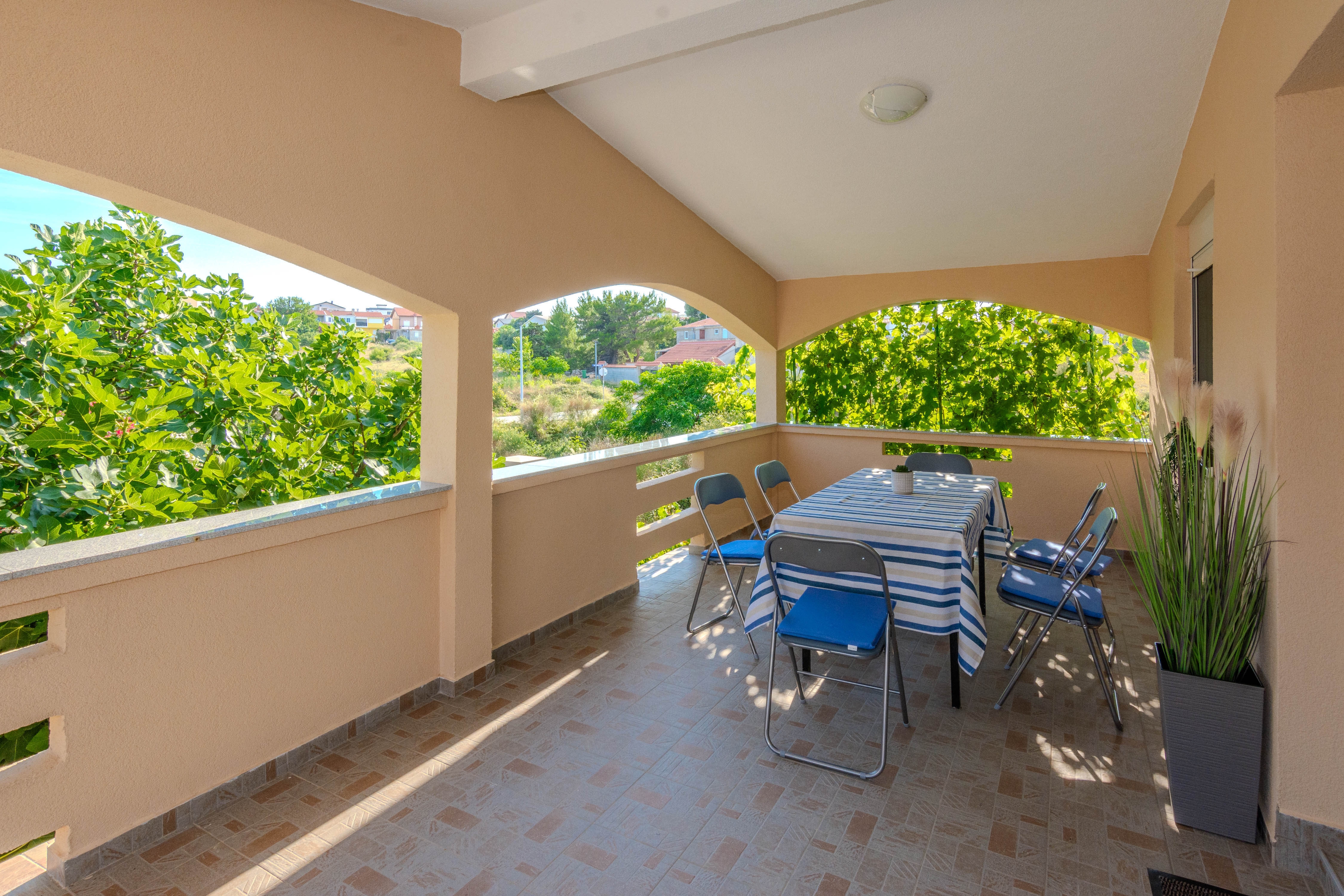 Three bedroom apartment with terrace Vir - Lozice, Vir  A-a