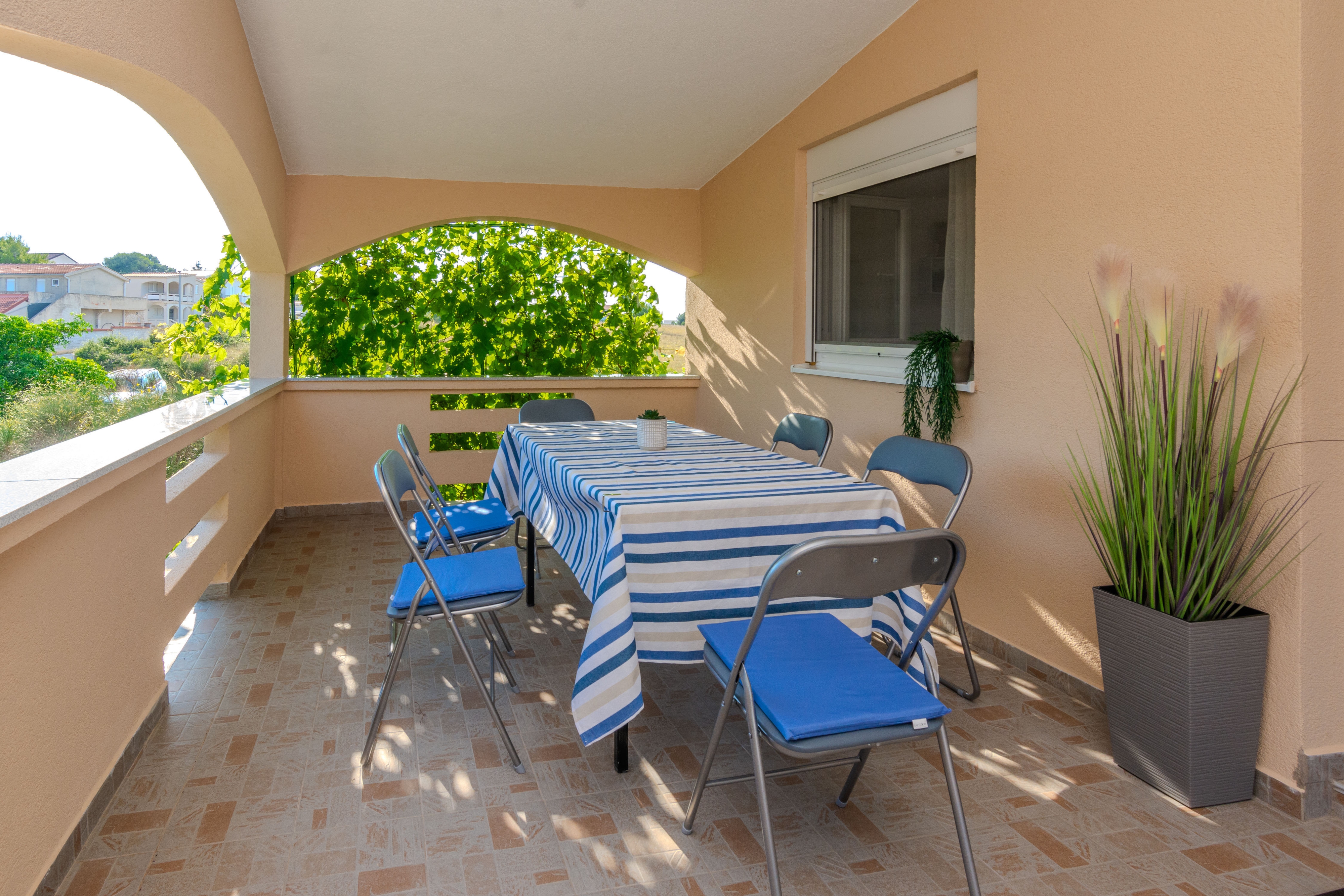 Three bedroom apartment with terrace Vir - Lozice, Vir  A-a