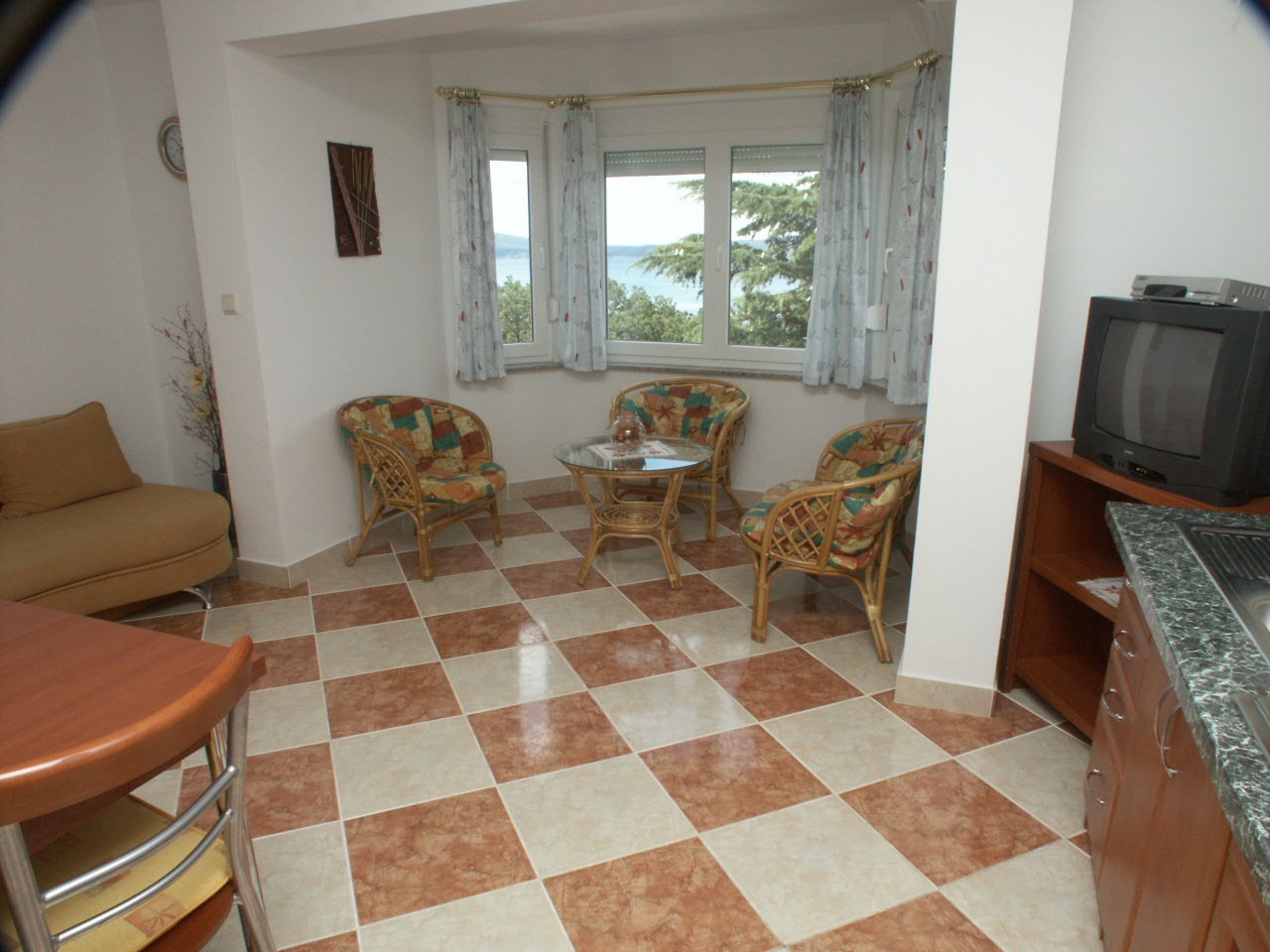 Two bedroom apartment with terrace and sea view Selce, Crikvenica  A-a