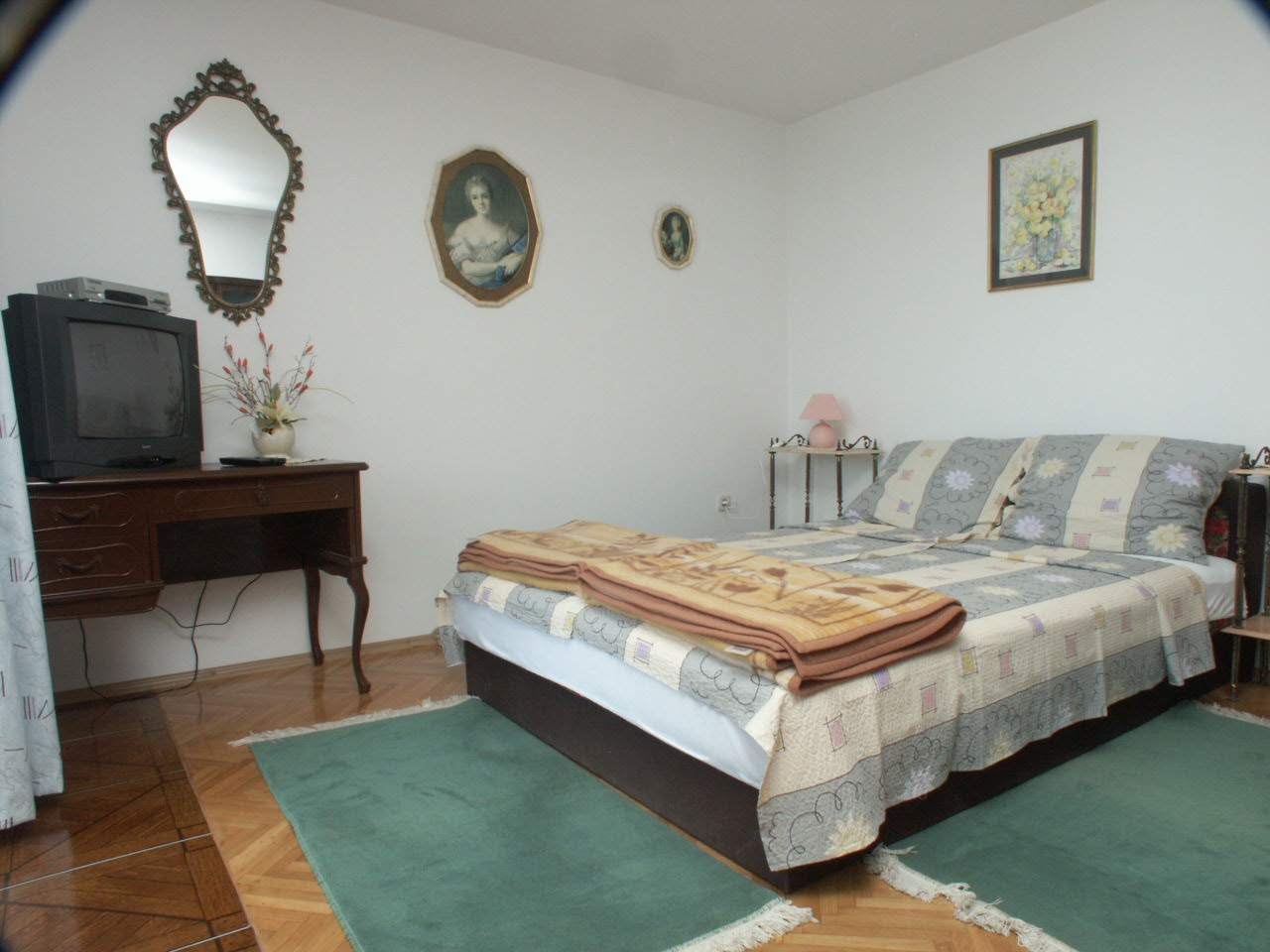 One bedroom apartment with terrace and sea view Selce, Crikvenica  A-c