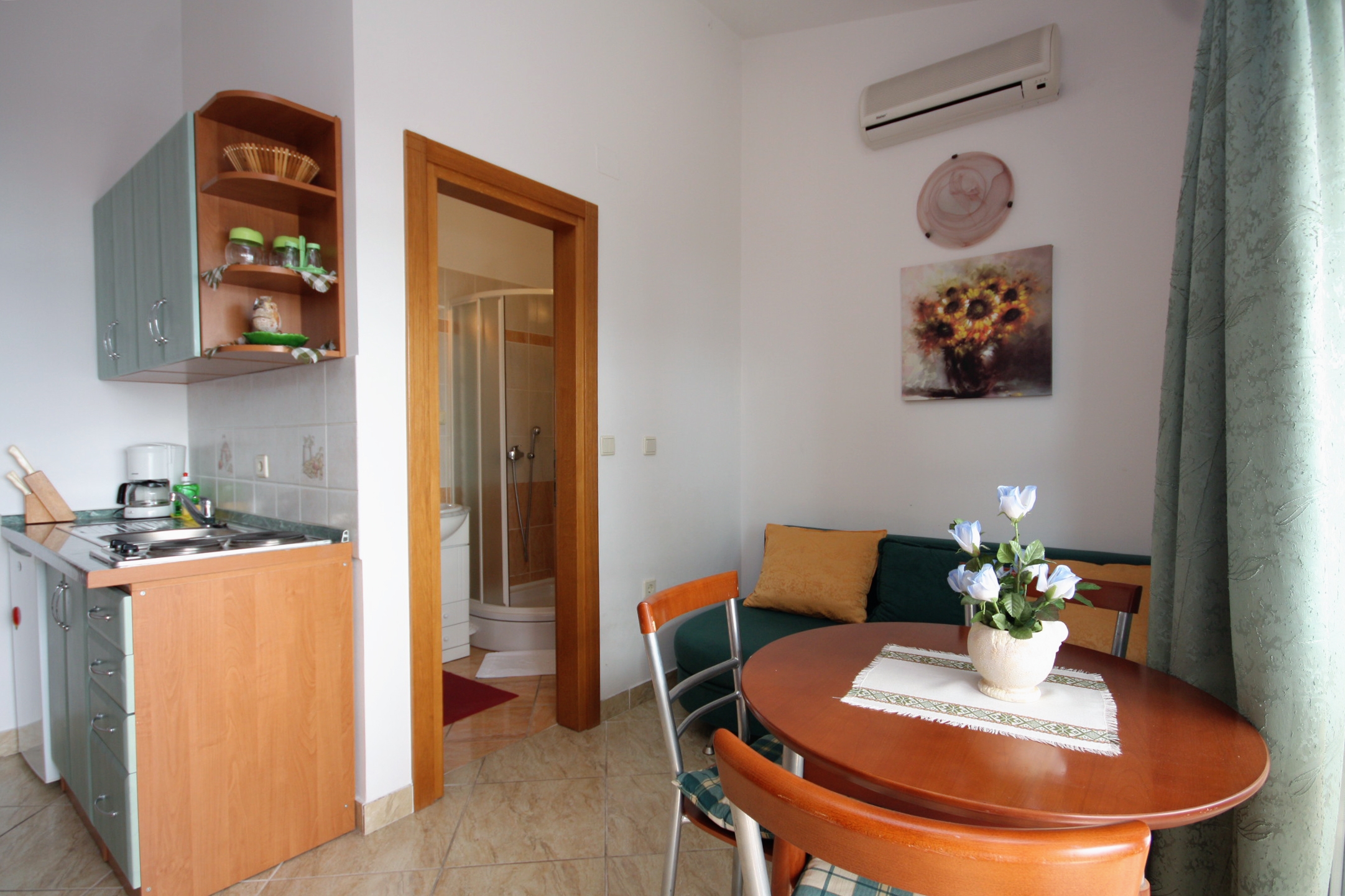 One bedroom apartment with terrace and sea view Selce, Crikvenica  A-c
