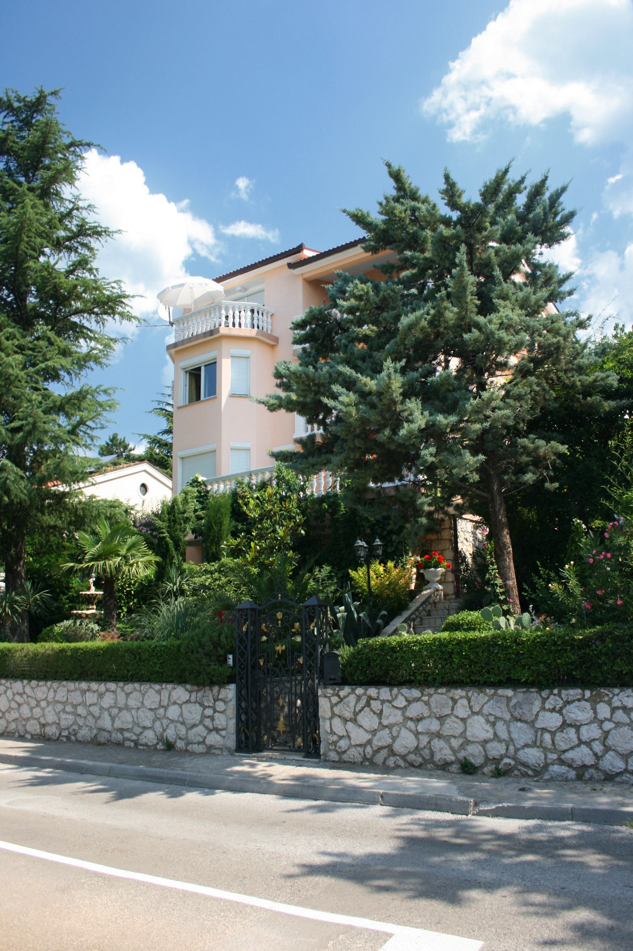 Dvosobni apartma S teraso in pogledom na morje Selce, Crikvenica  A-a