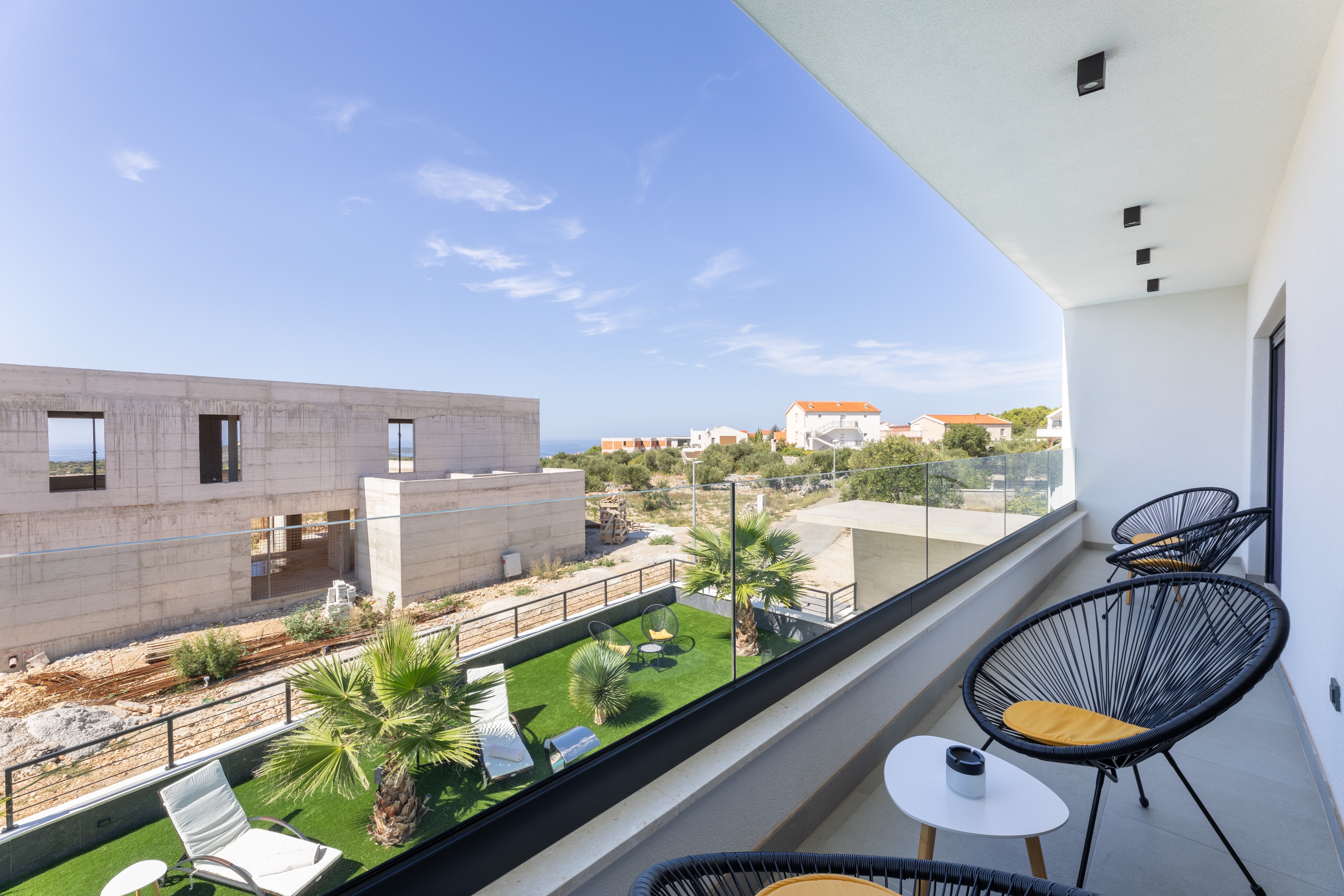 Comfortable and spacious house with terrace and sea view Primošten  K