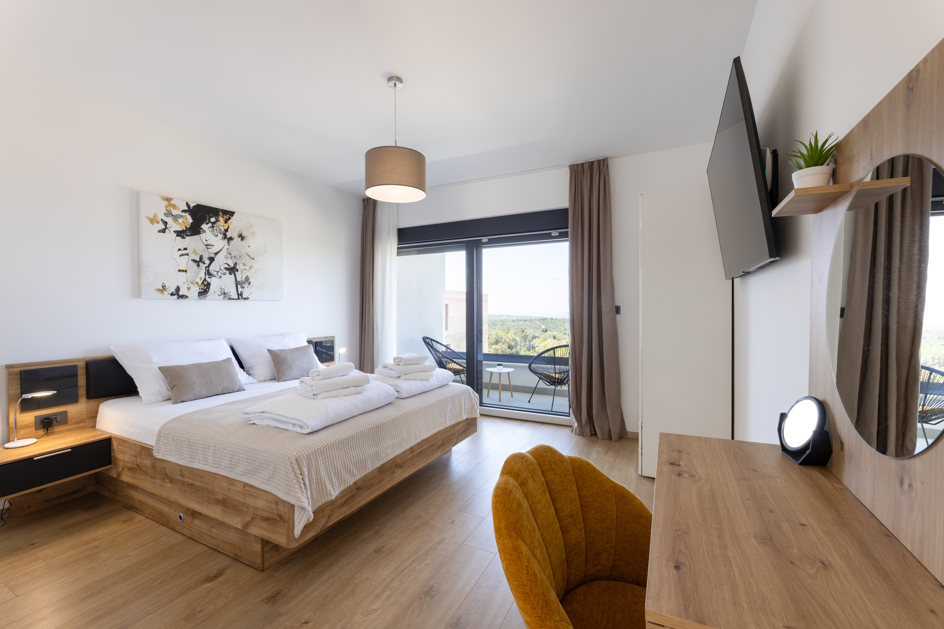 Comfortable and spacious house with terrace and sea view Primošten  K