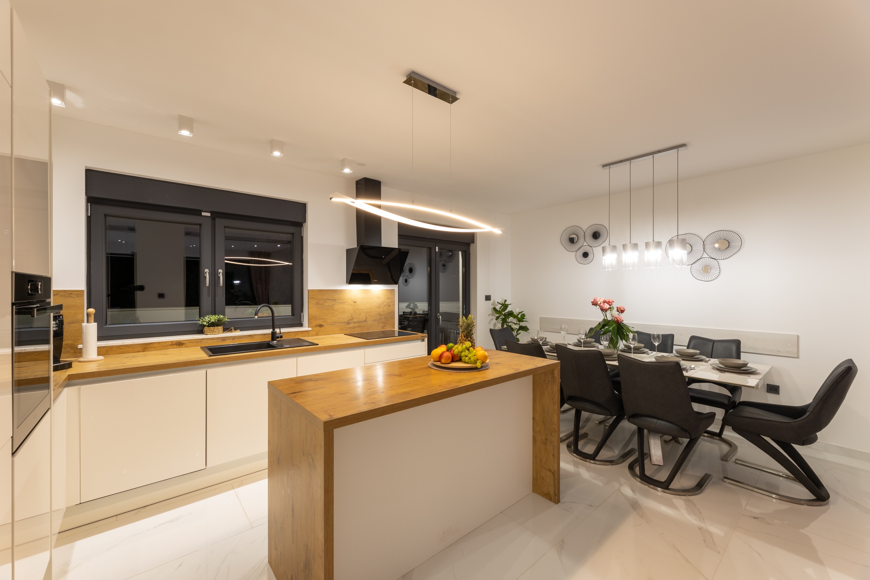 Comfortable and spacious house with terrace and sea view Primošten  K