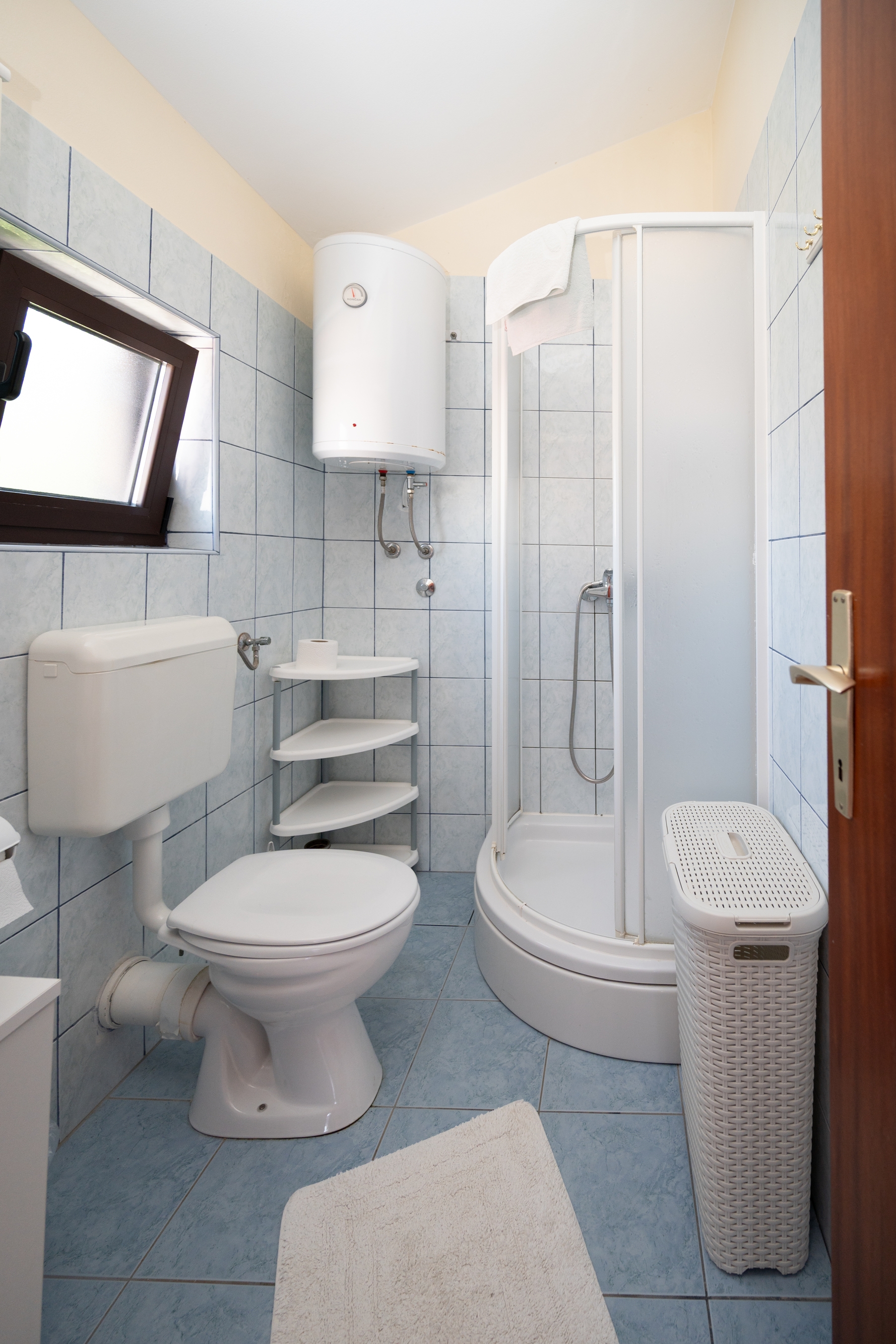 Two bedroom apartment with terrace Nin, Zadar  A-b