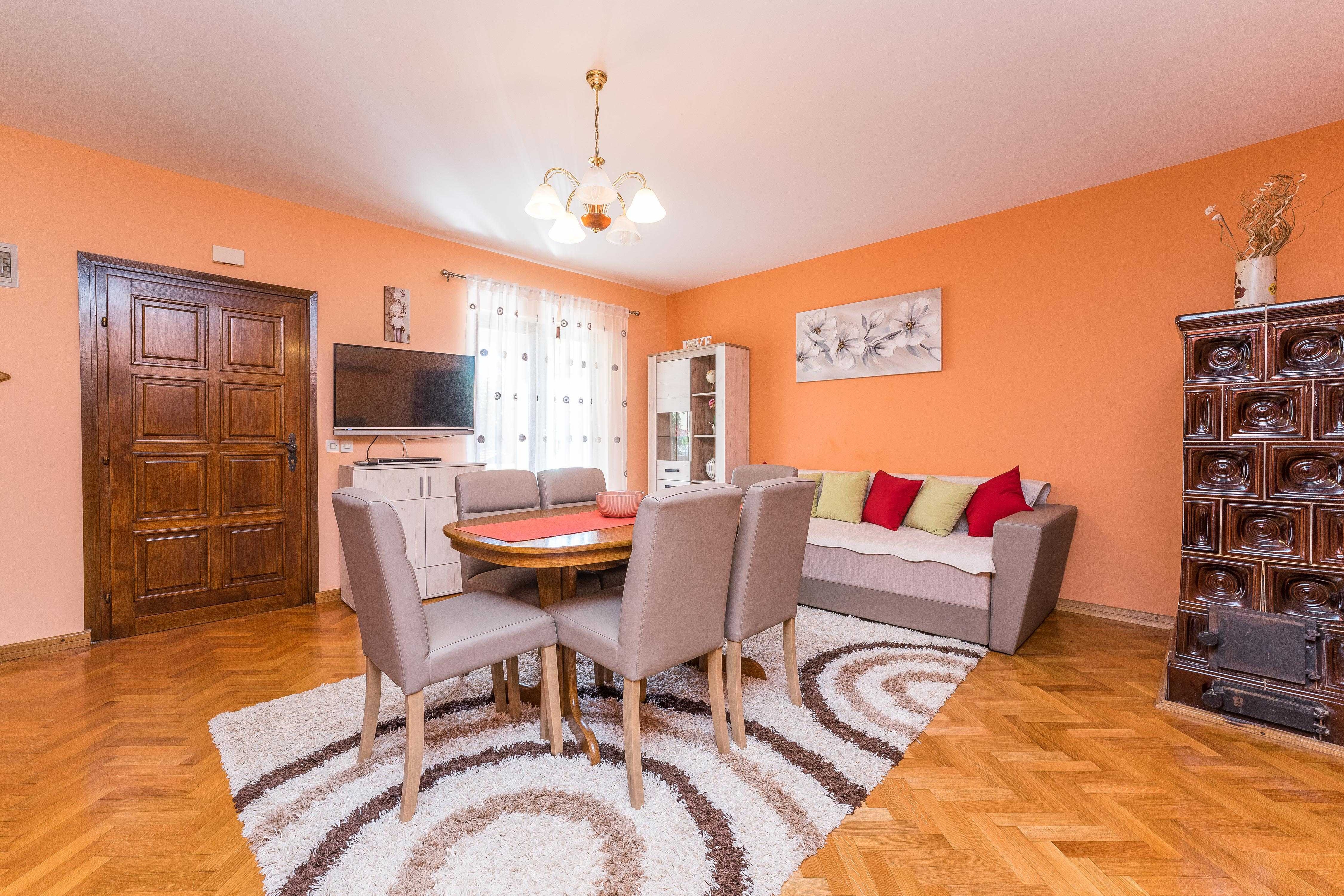 Two bedroom apartment with terrace Nin, Zadar (A-23551-c)