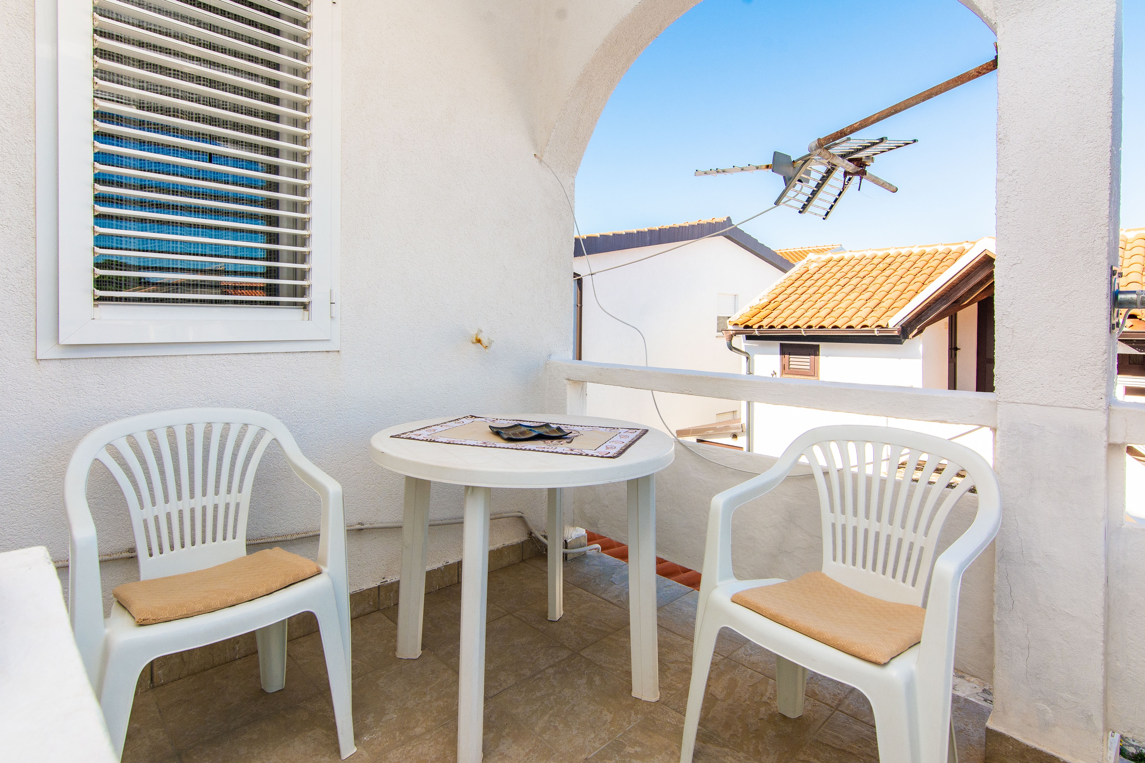 Three bedroom apartment near beach Vir  A-a