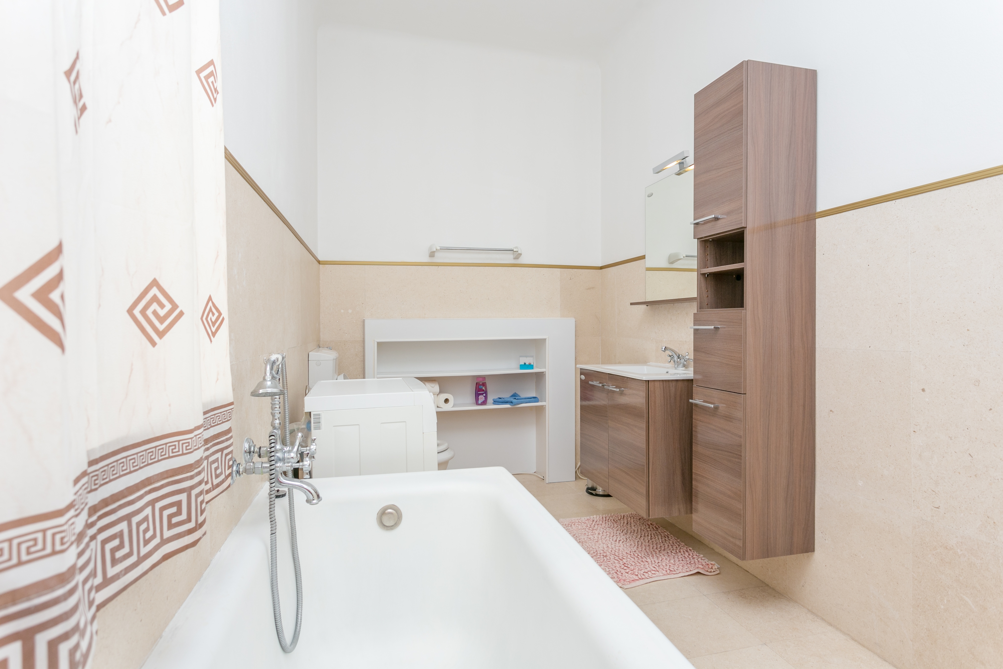Comfortable and spacious house with terrace and sea view Split  K