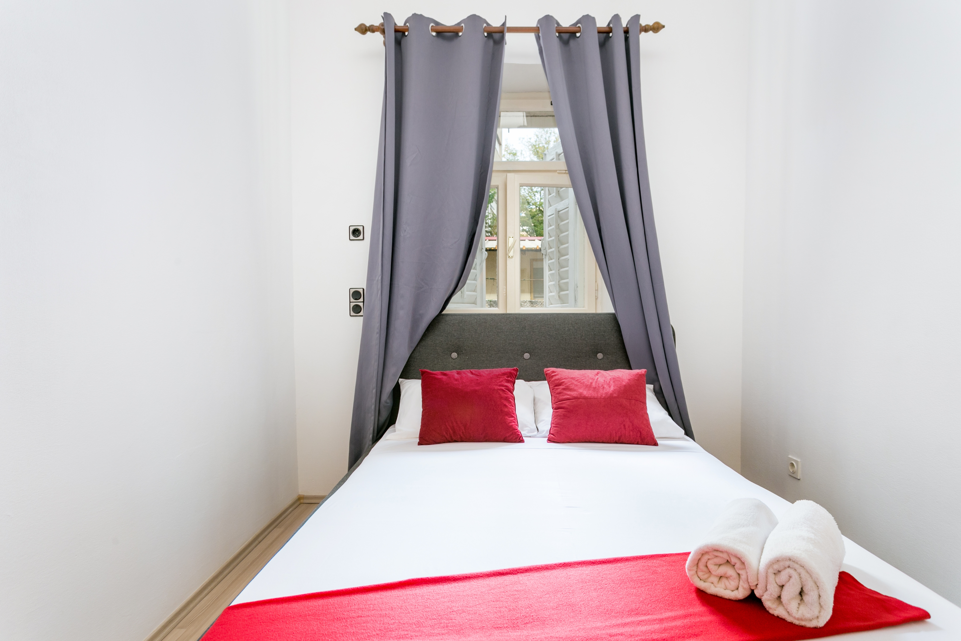 Comfortable and spacious house with terrace and sea view Split  K