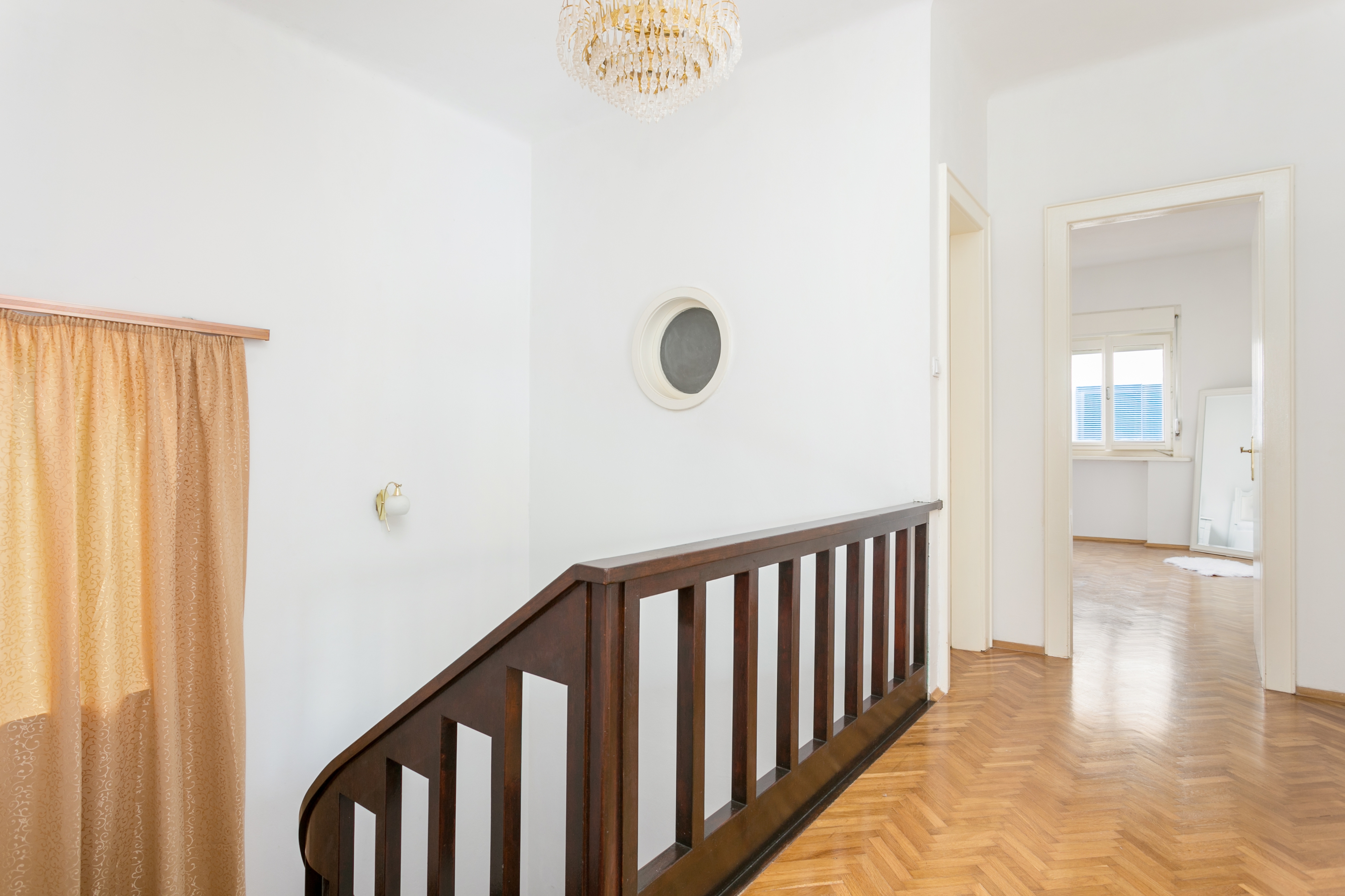 Comfortable and spacious house with terrace and sea view Split  K