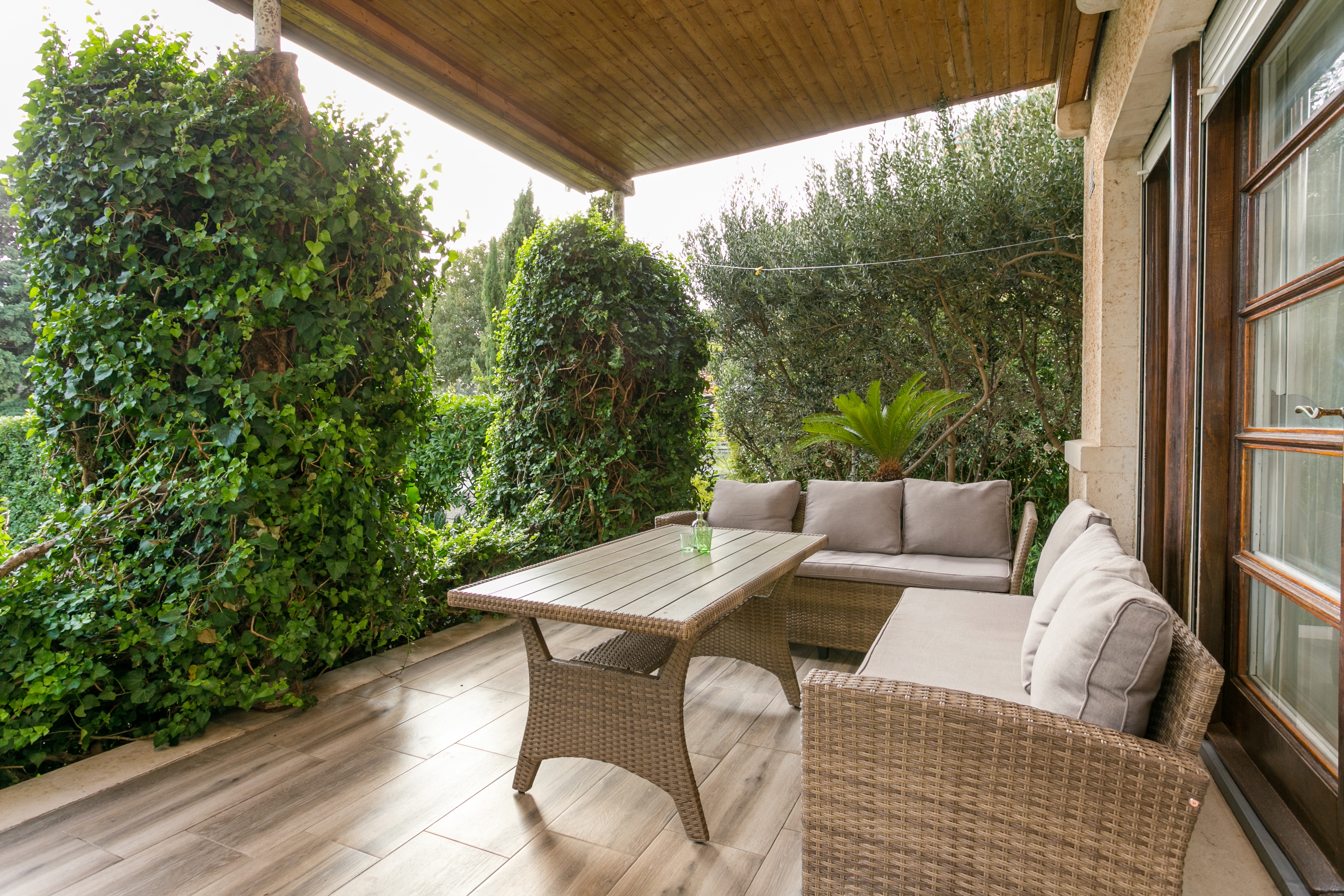 Comfortable and spacious house with terrace and sea view Split  K