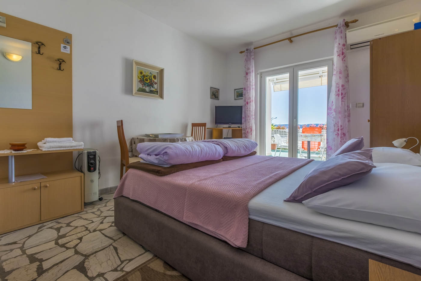 Studio flat with terrace and sea view Selce, Crikvenica (AS-2356-a)