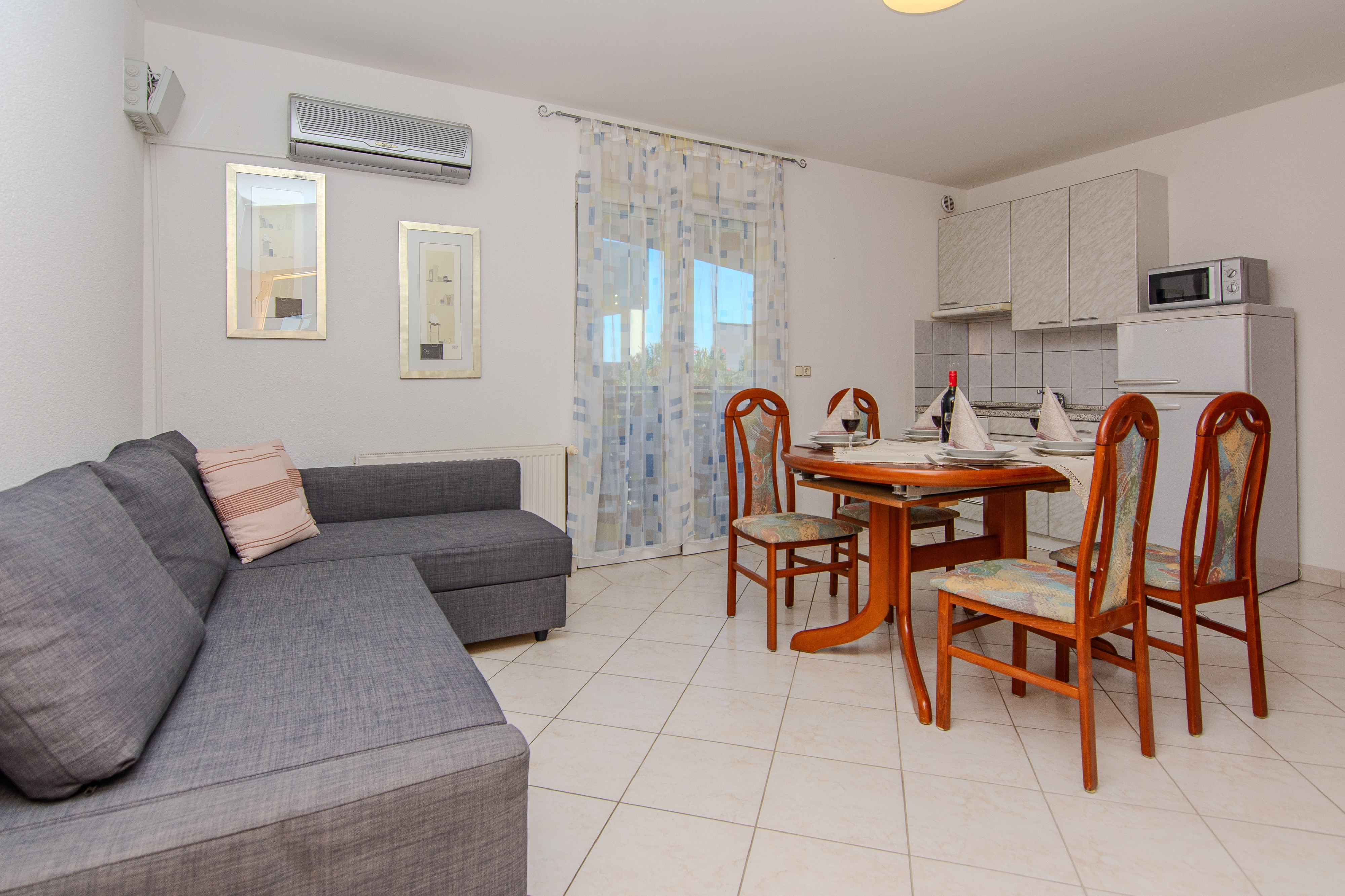One bedroom apartment with balcony and sea view Vir (A-23562-b) One bedroom apartment with balcony and sea view Vir (A-23562-b)
