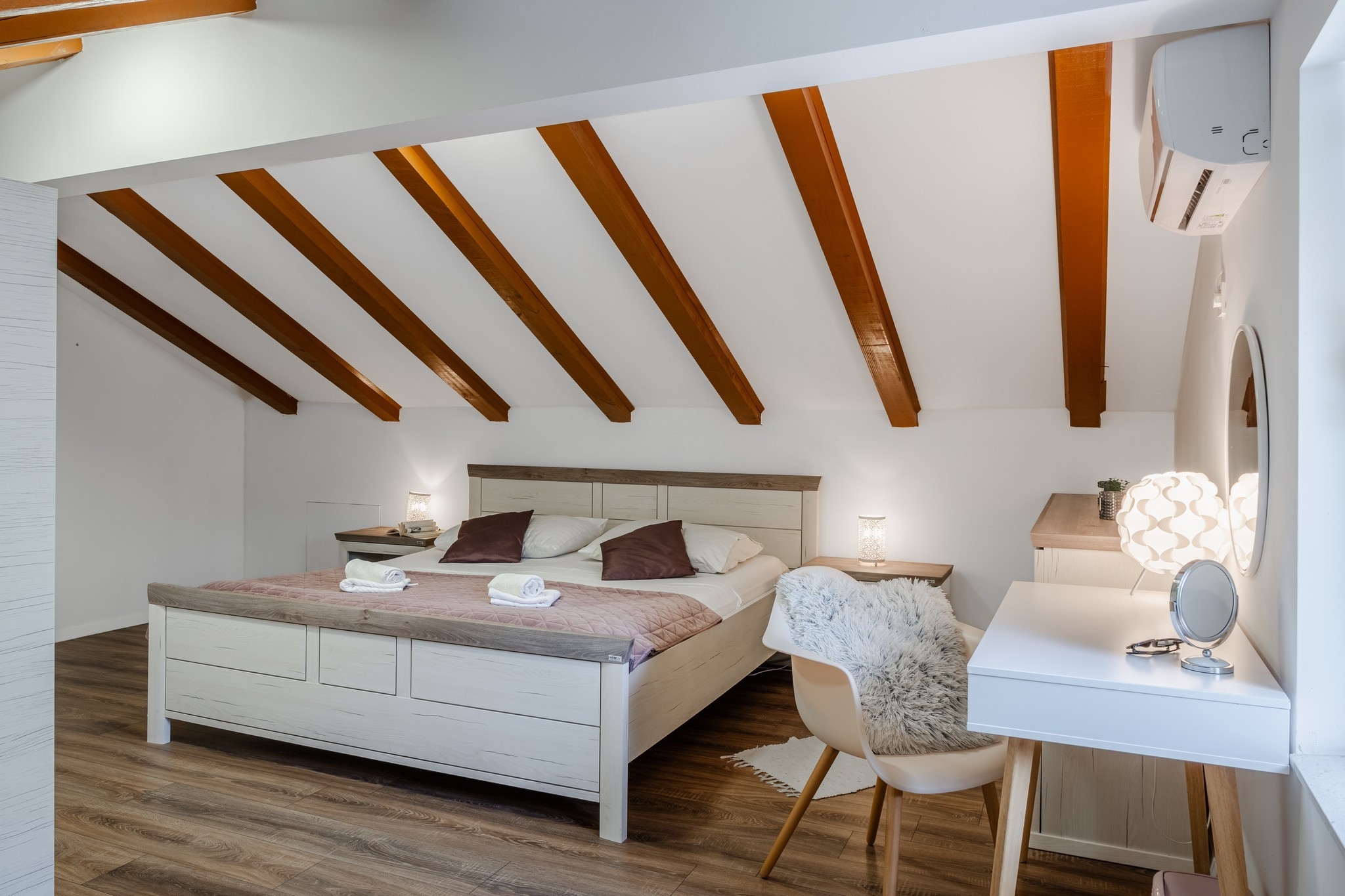 Three bedroom apartment with balcony Zadar  A-a