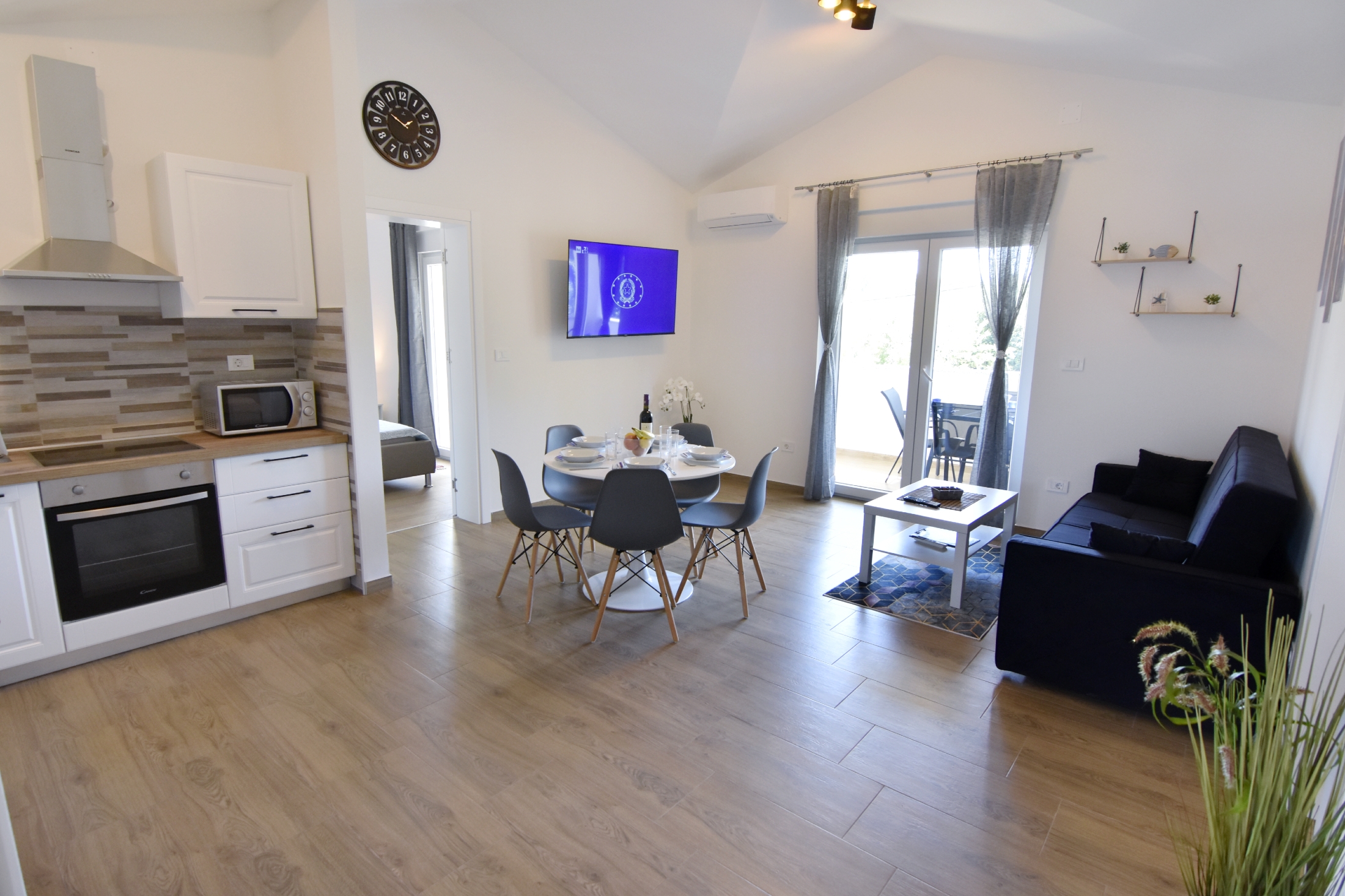 Two bedroom apartment with terrace Čepljani, Umag (A-23565-b)